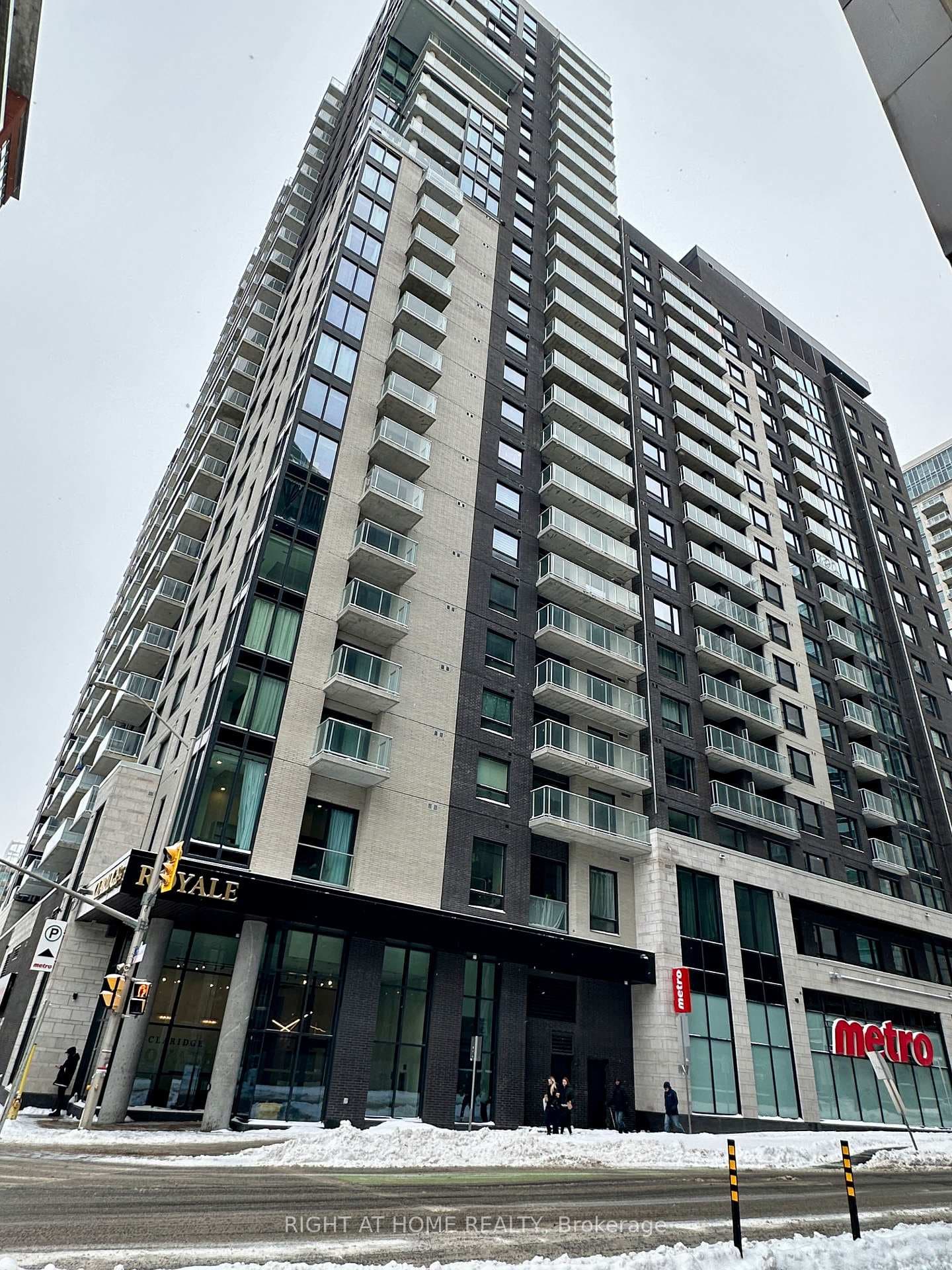 180 George Street Unit 809 photo 1