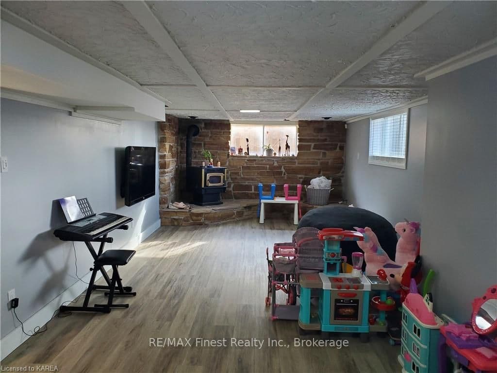 117 MAIN Street photo 16