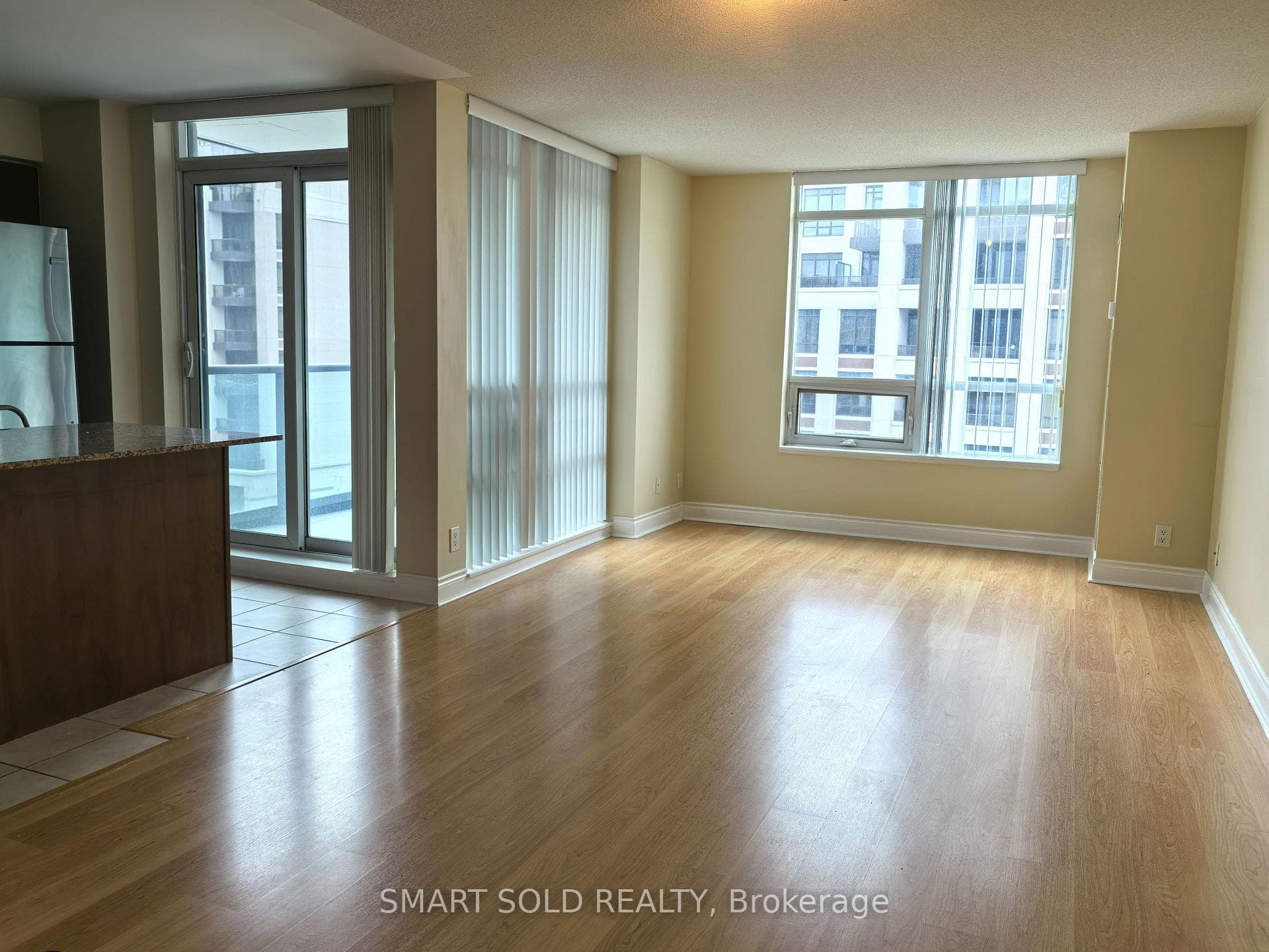 75 South Town Centre Boulevard Unit 702 photo 10