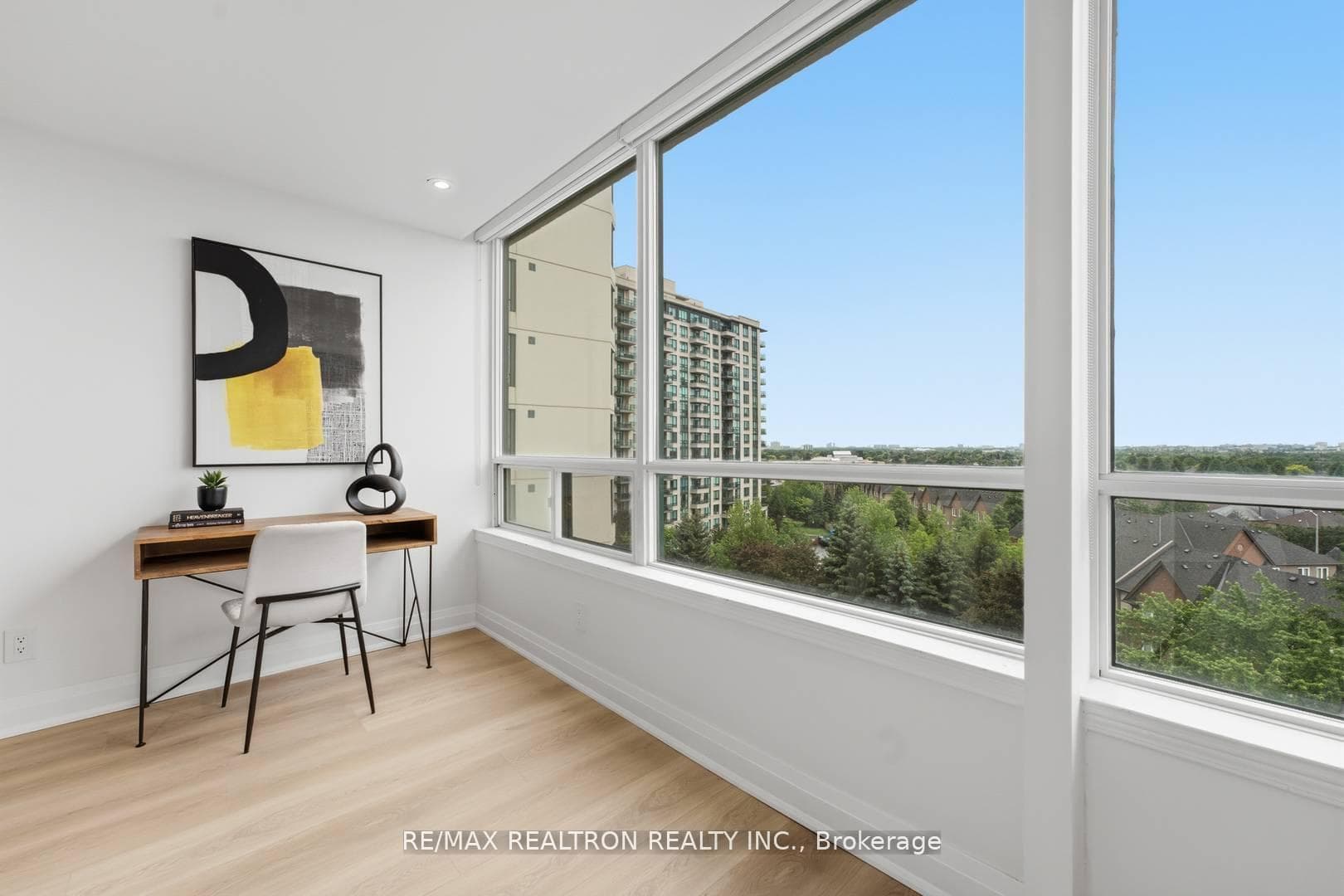 110 Promenade Circle Unit 805 photo 11