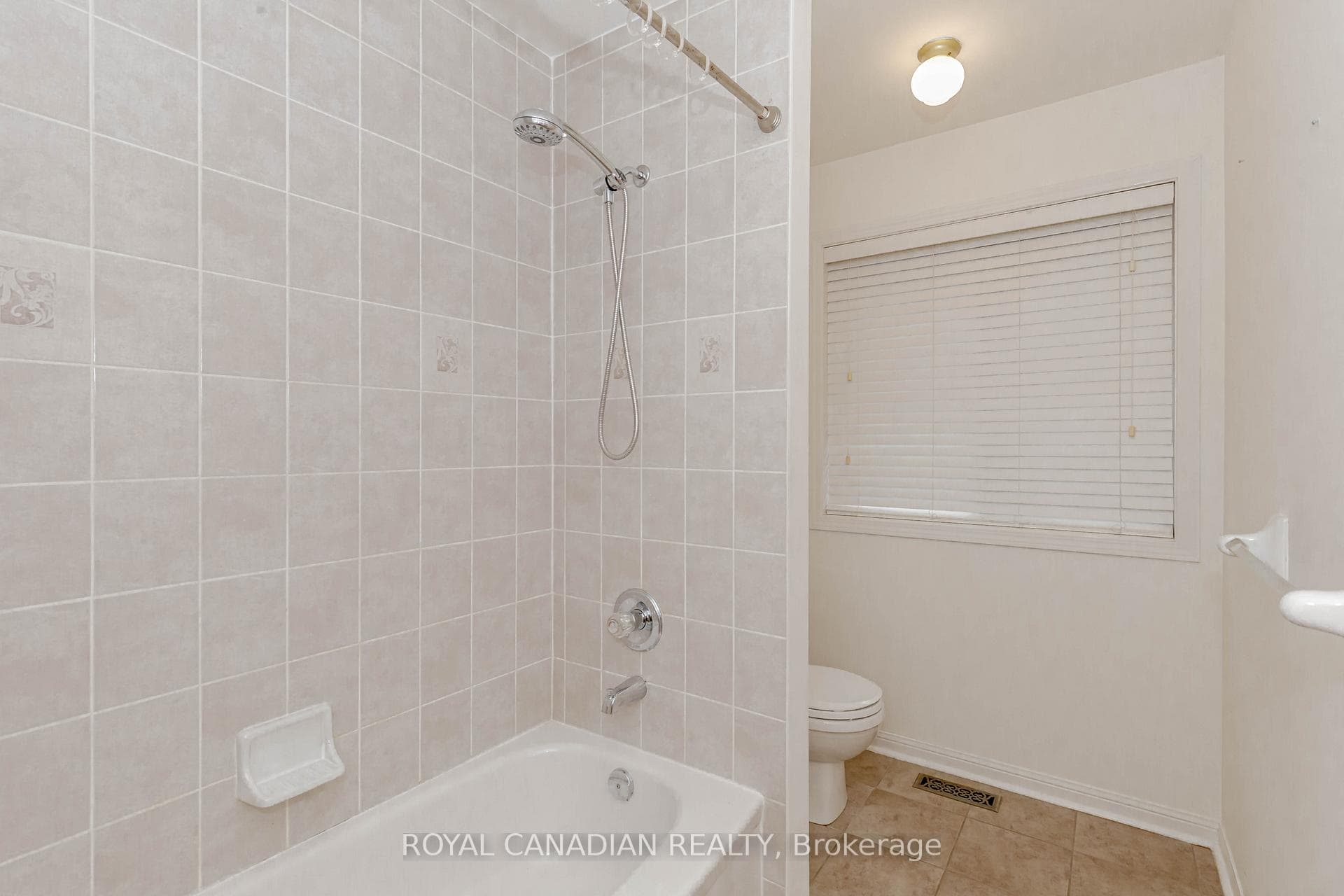 2543 Nettlecreek Crescent photo 27