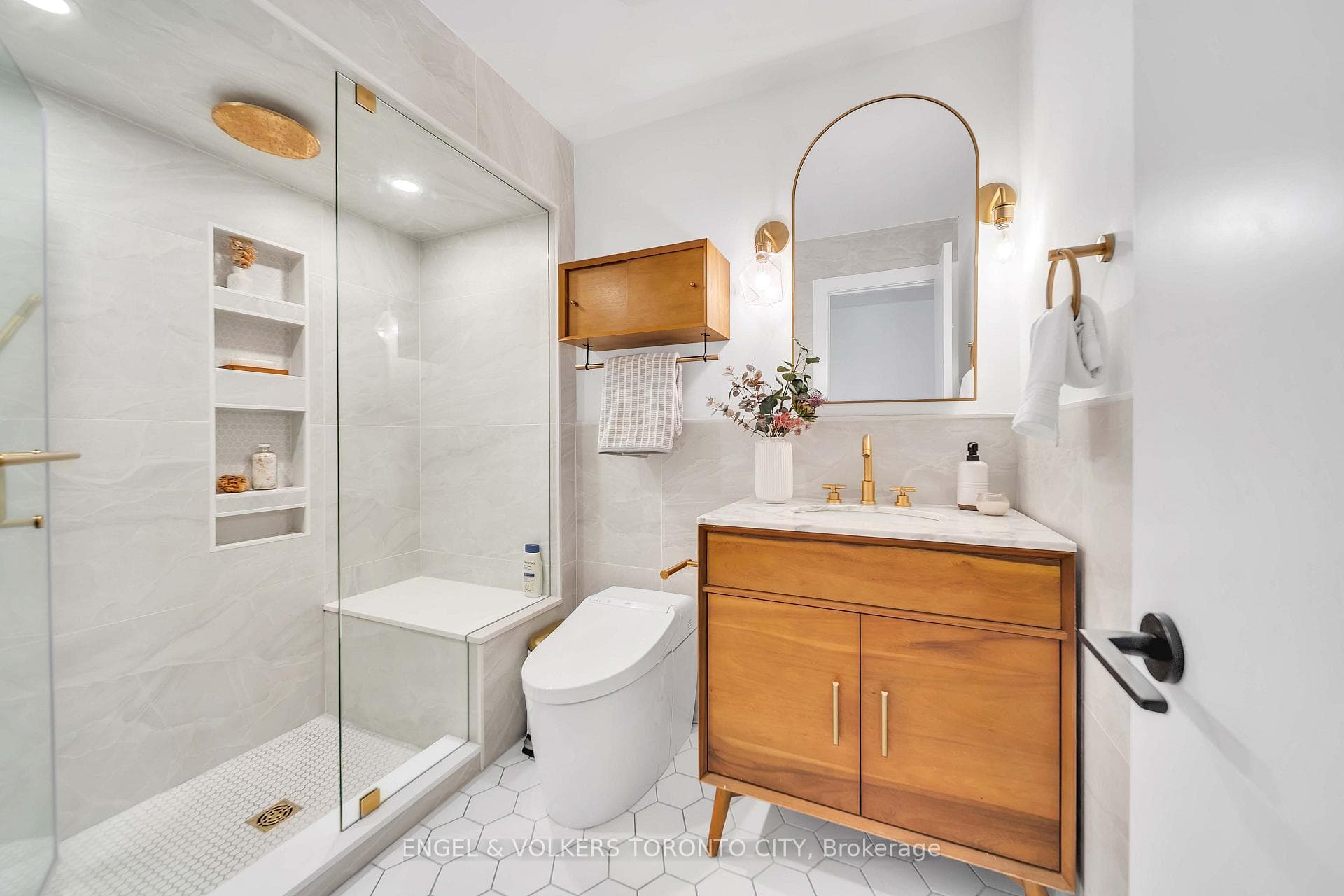 Primary Ensuite Bathroom