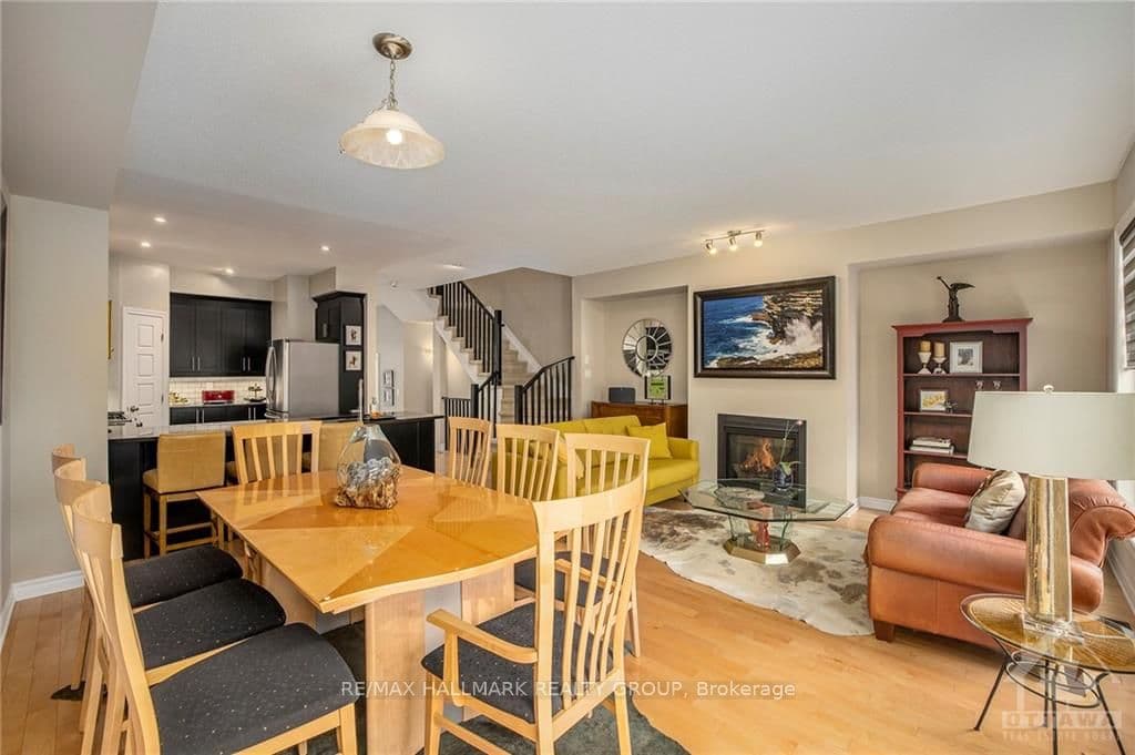 228 SOUTHBRIDGE Street photo 6