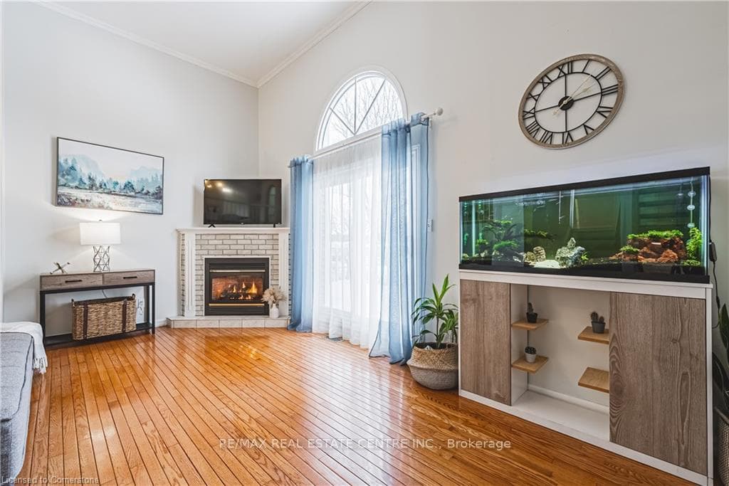 111 Traynor Avenue Unit 27 photo 5