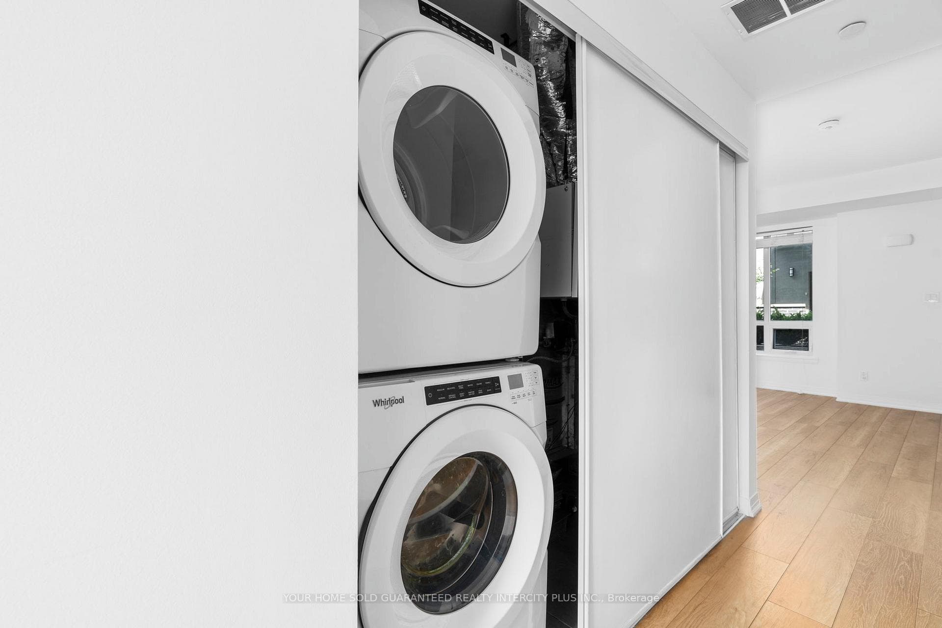 650 Atwater Avenue Unit 21 photo 17