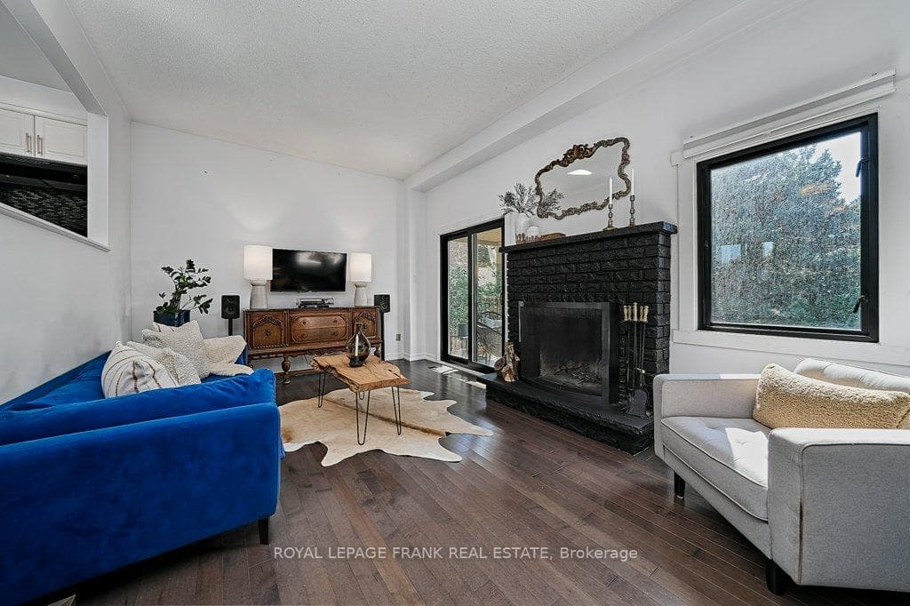 47 Longfellow Court photo 15