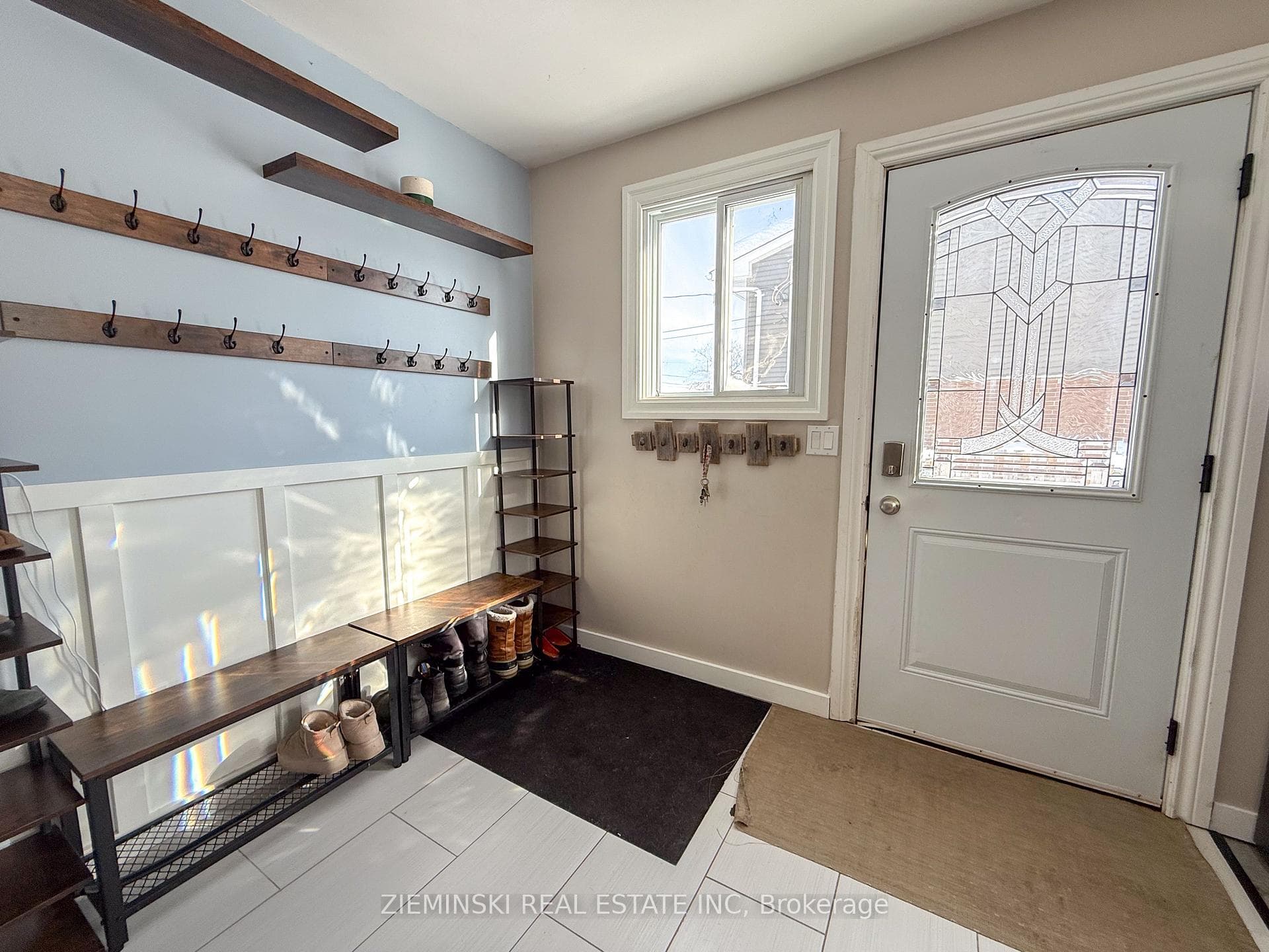 618 Reynolds Street photo 2