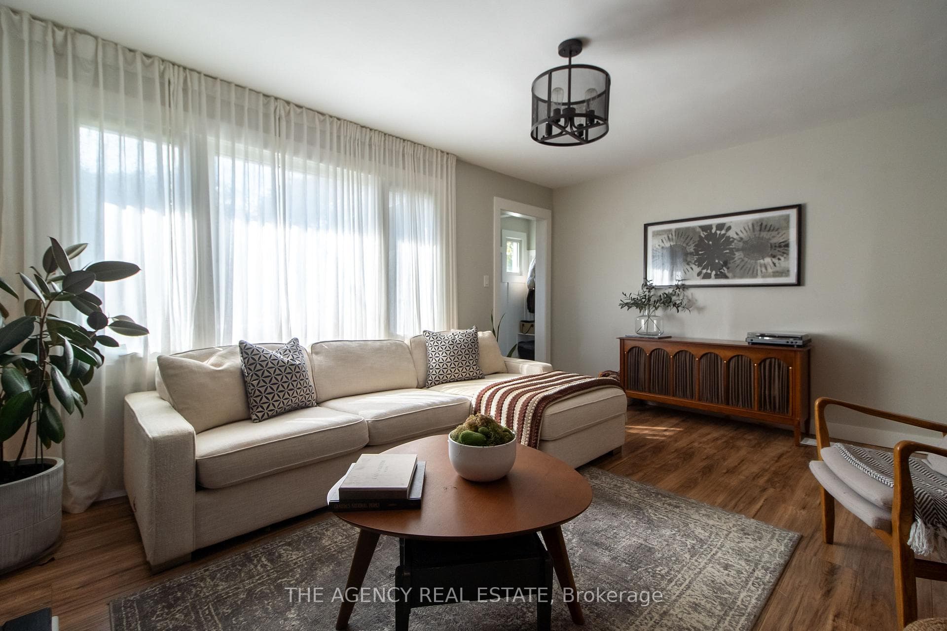 352 Reynolds Road photo 7