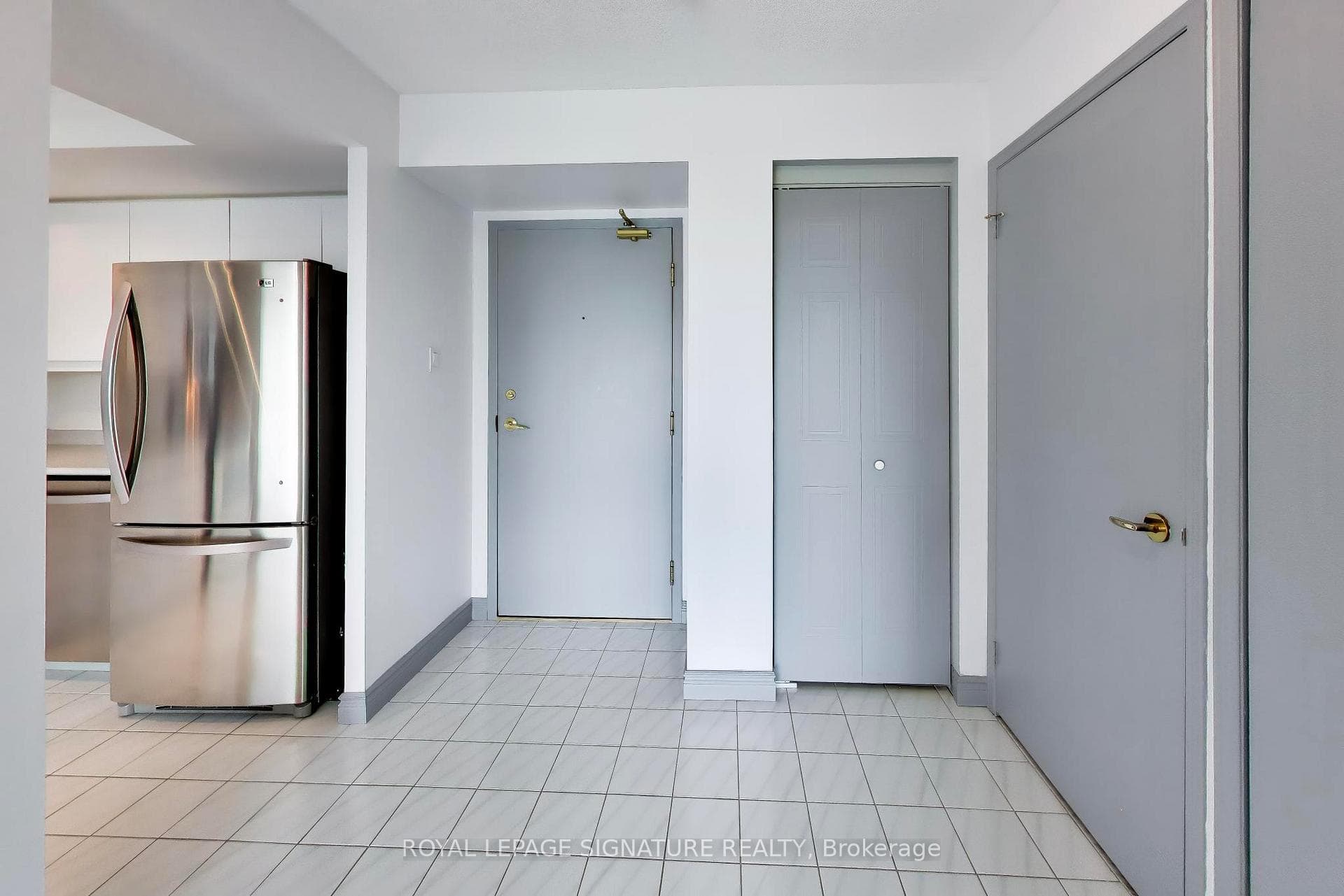 1091 Kingston Road Unit 614 photo 15