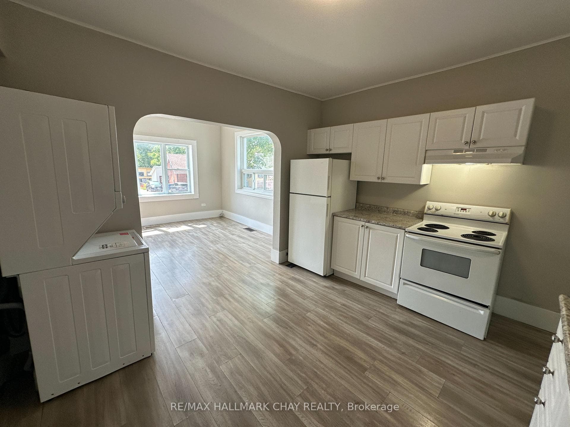 270 Moffat Street Unit A photo 15