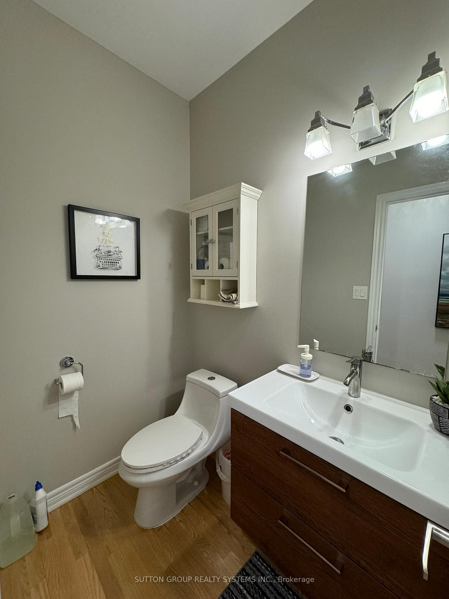 2357 Hertfordshire Way photo 6