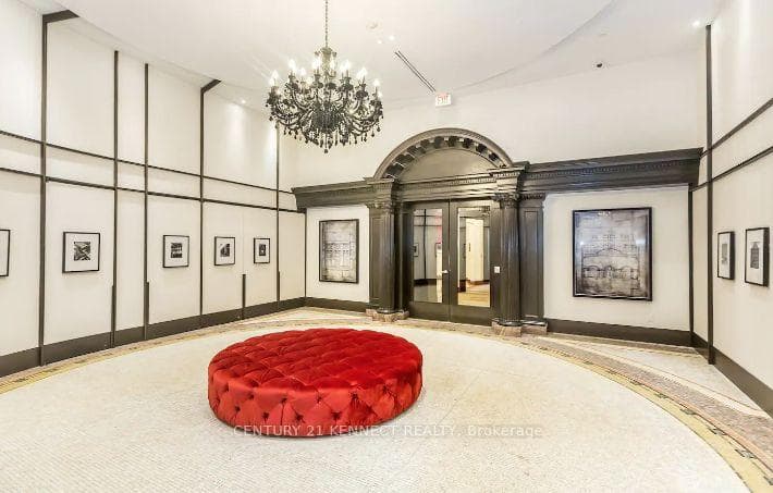 197 Yonge Street Unit 5714 photo 7