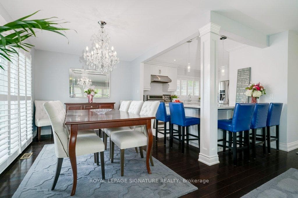 98 Wyndcliff Crescent photo 6