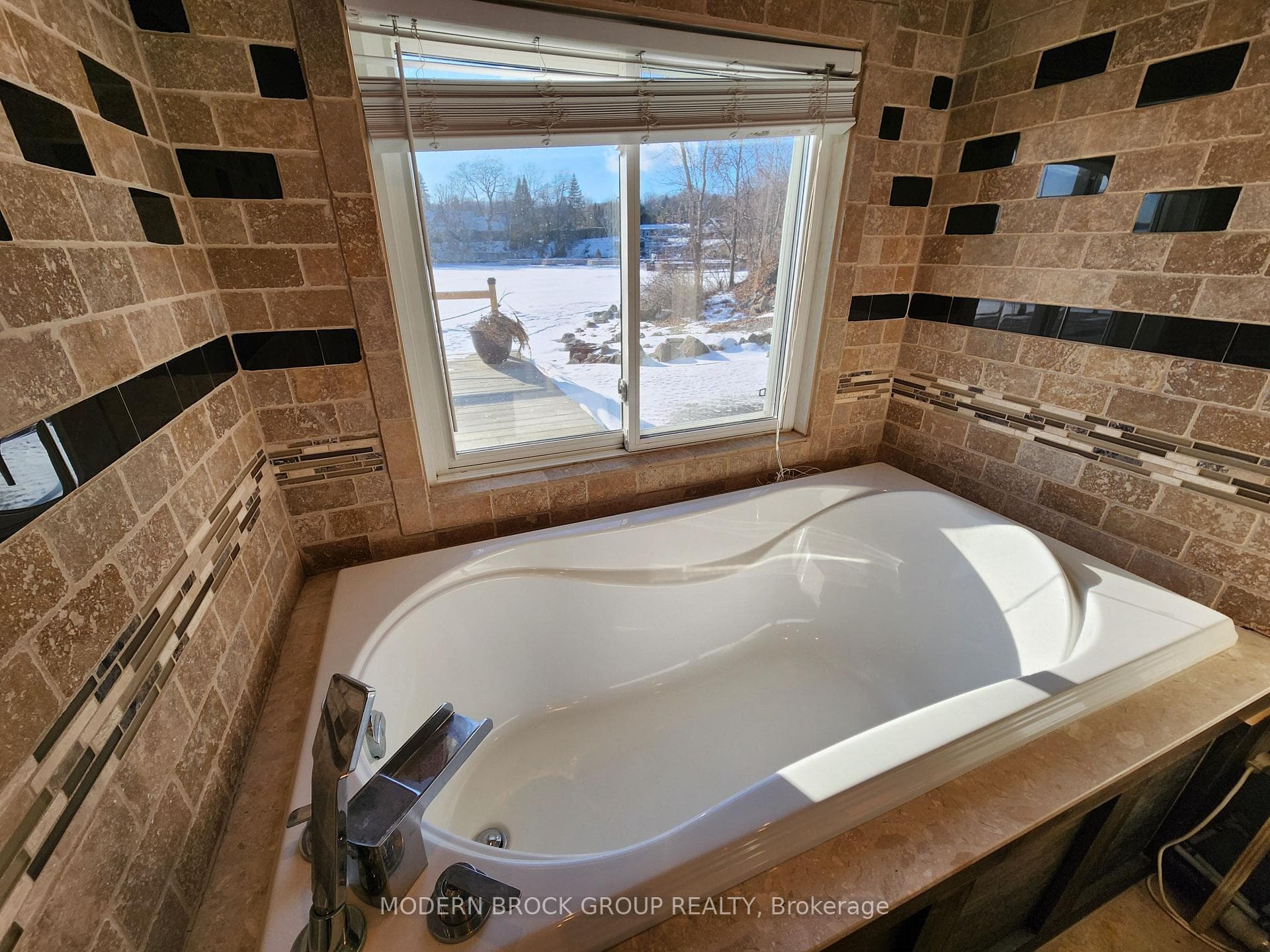 303 Lily Bay Drive photo 35