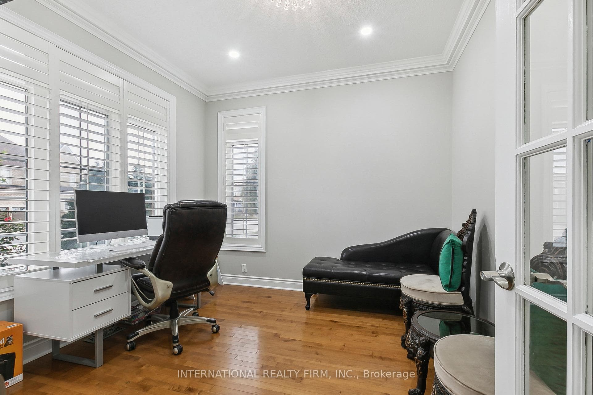 8 Redwillow Road photo 7