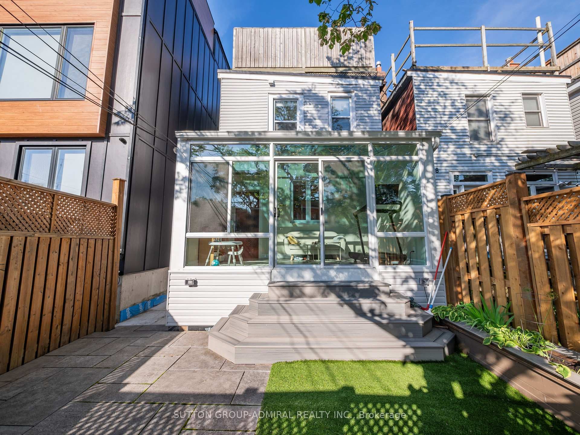 30 Galt Avenue photo 31