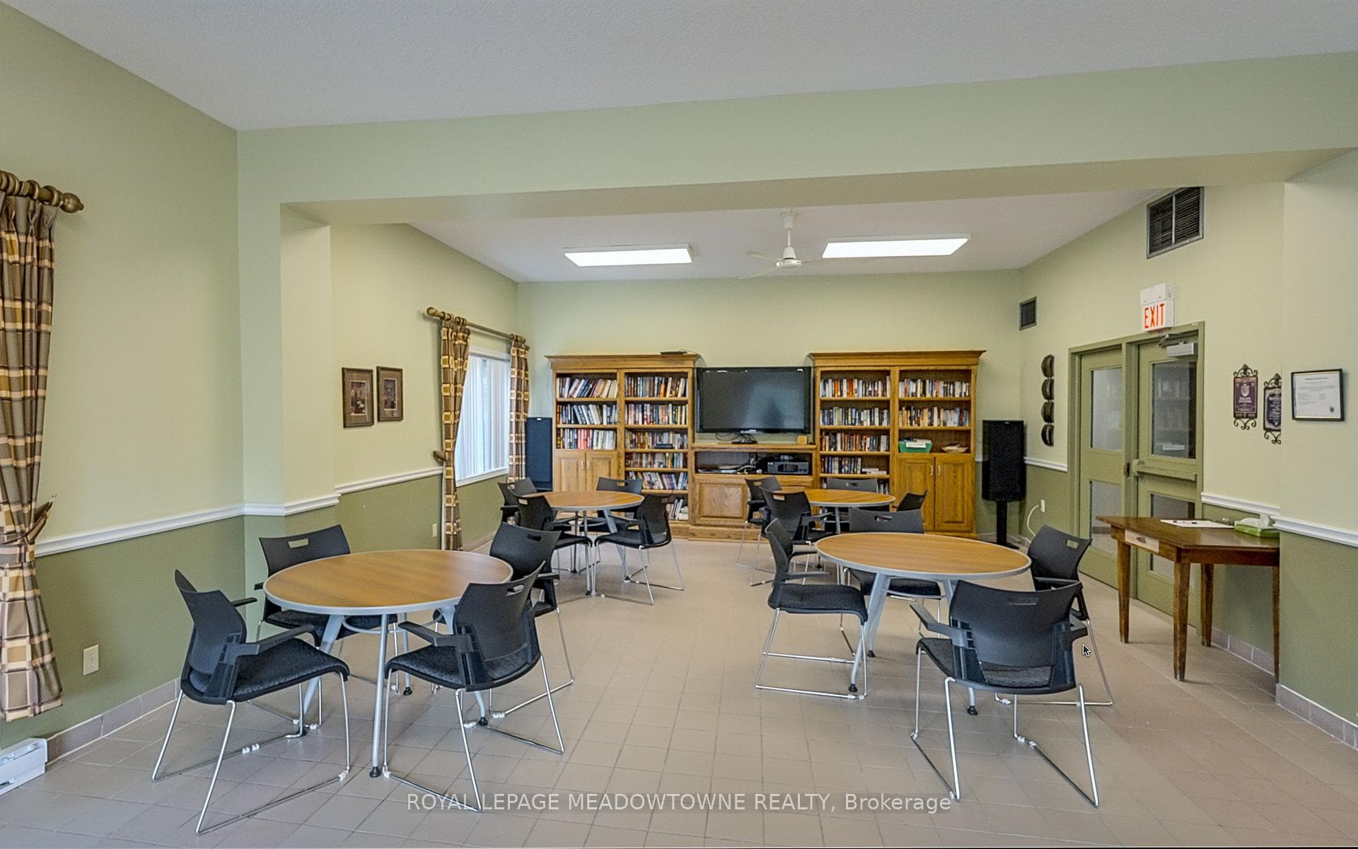 26 Hall Road Unit 302 photo 41