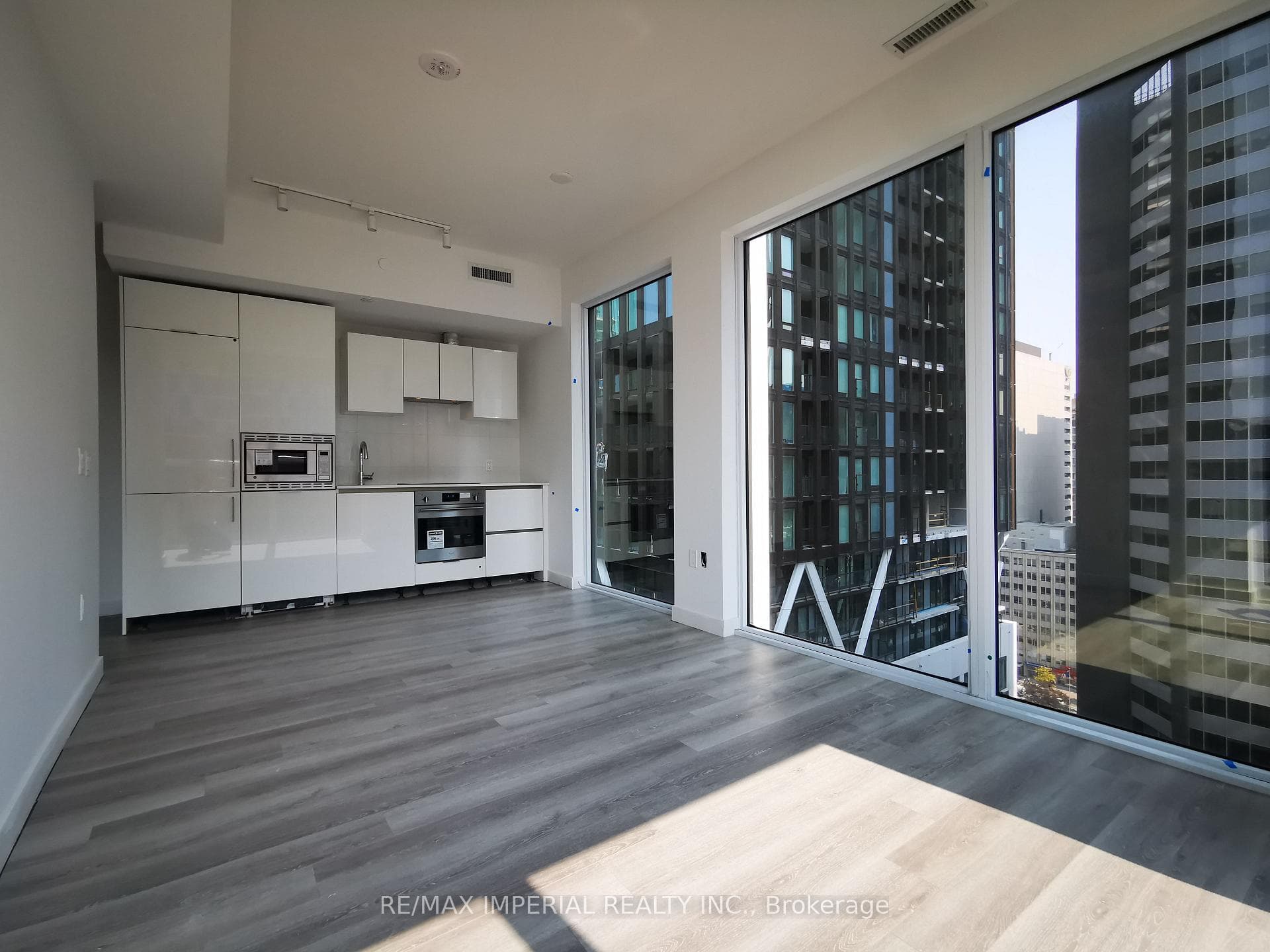 121 St Patrick Street Unit 1621 photo 30