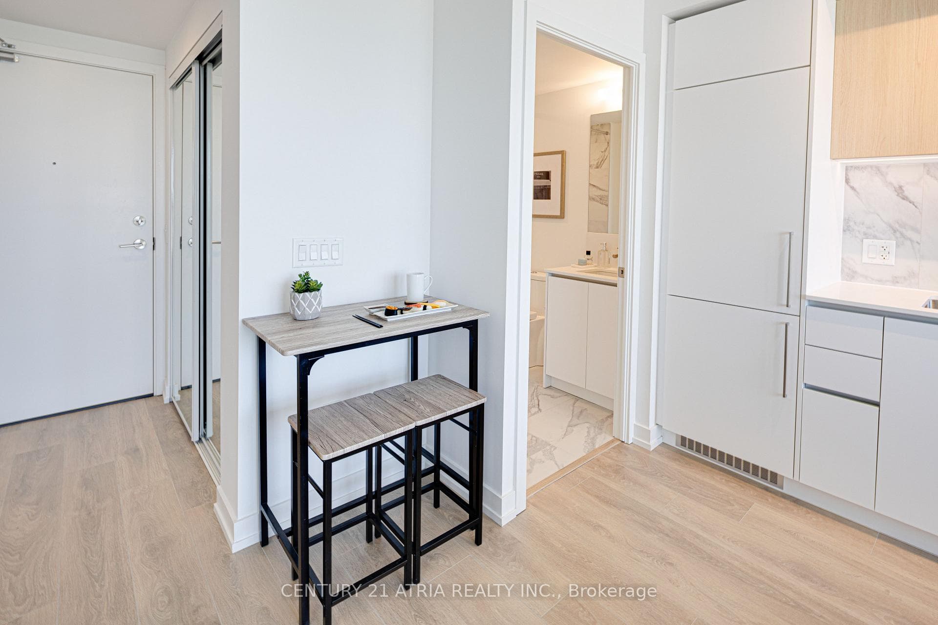 1100 Sheppard Avenue Unit 1027 photo 4