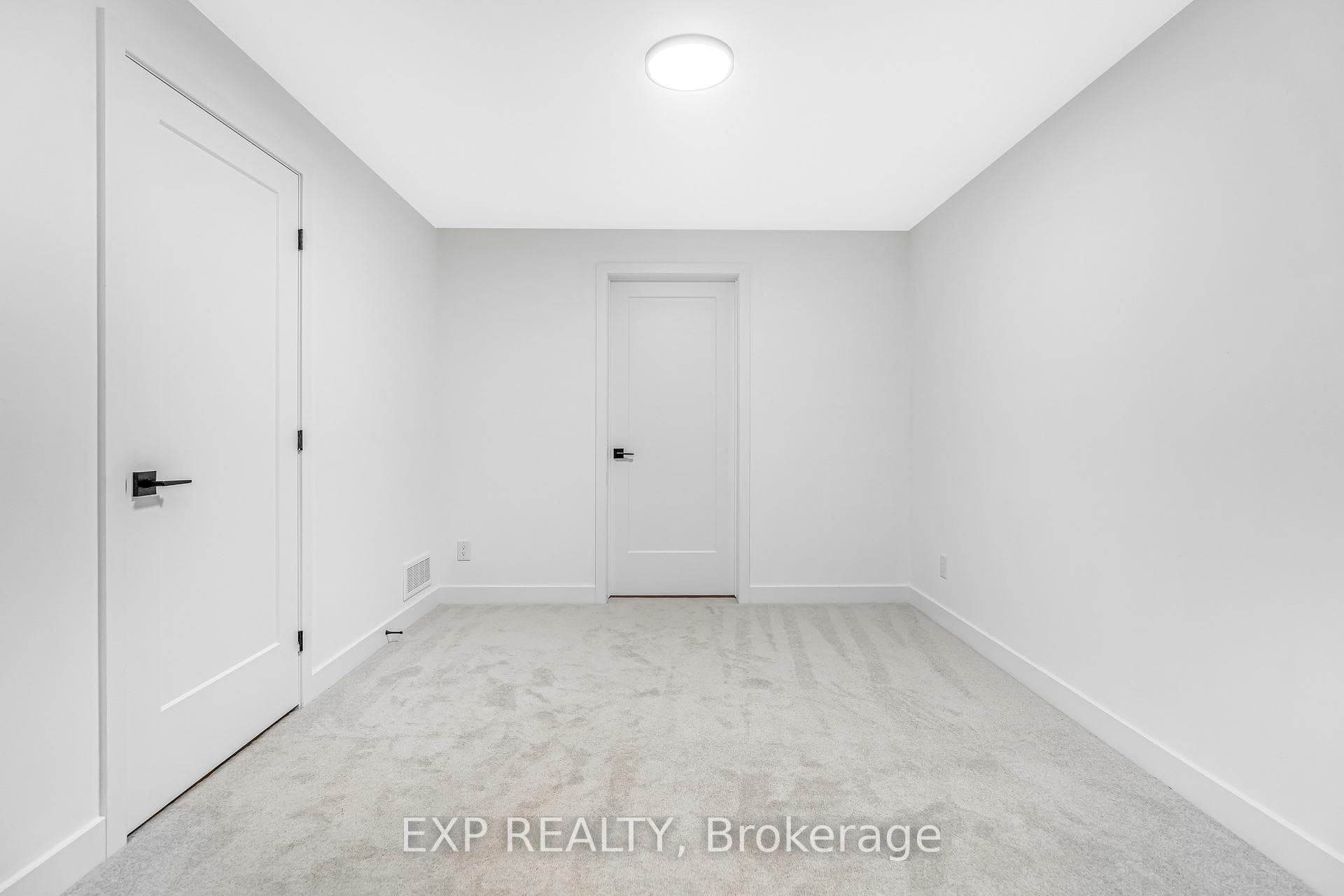 489 Duvernay Drive photo 45