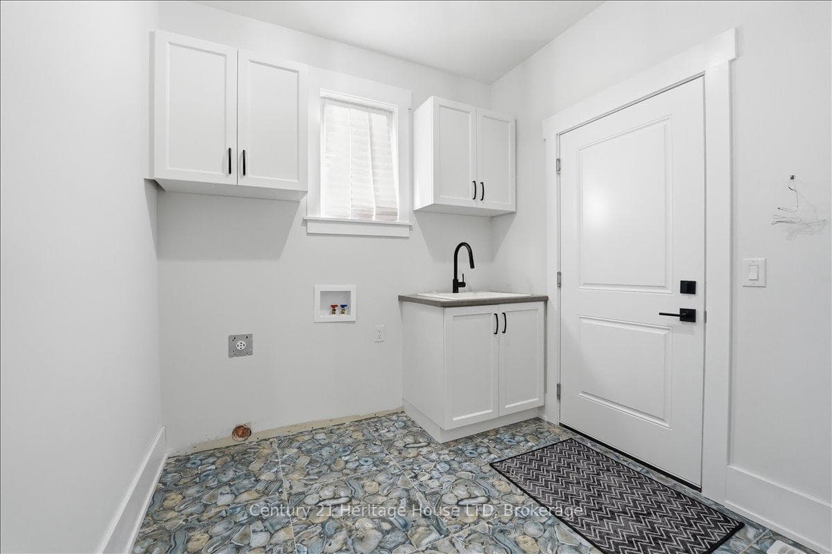 2476 COLANGELO Drive photo 22