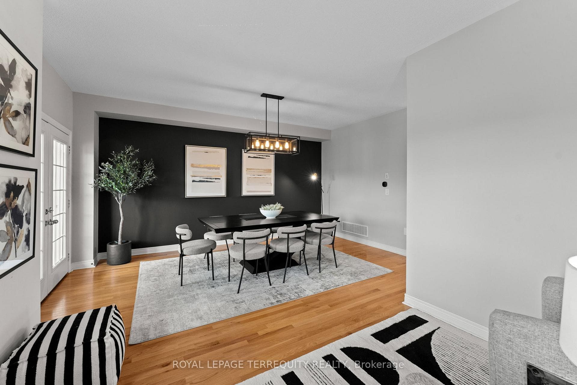 1779 Carousel Drive photo 13