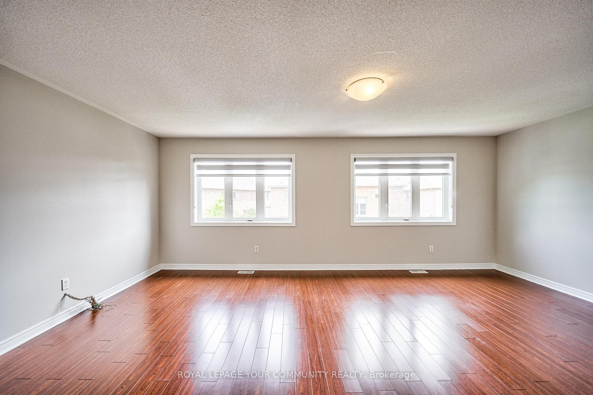 1094 Agram Drive photo 21