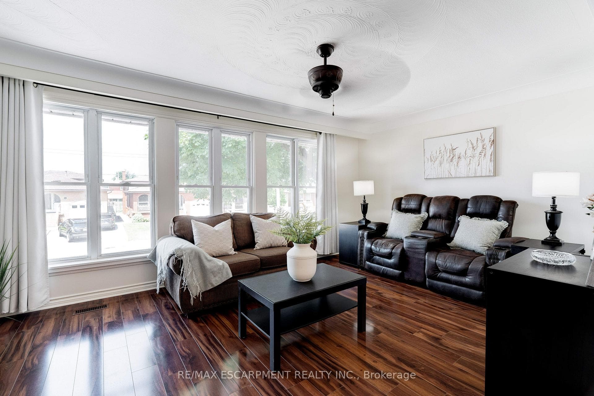 4 Beston Drive photo 5