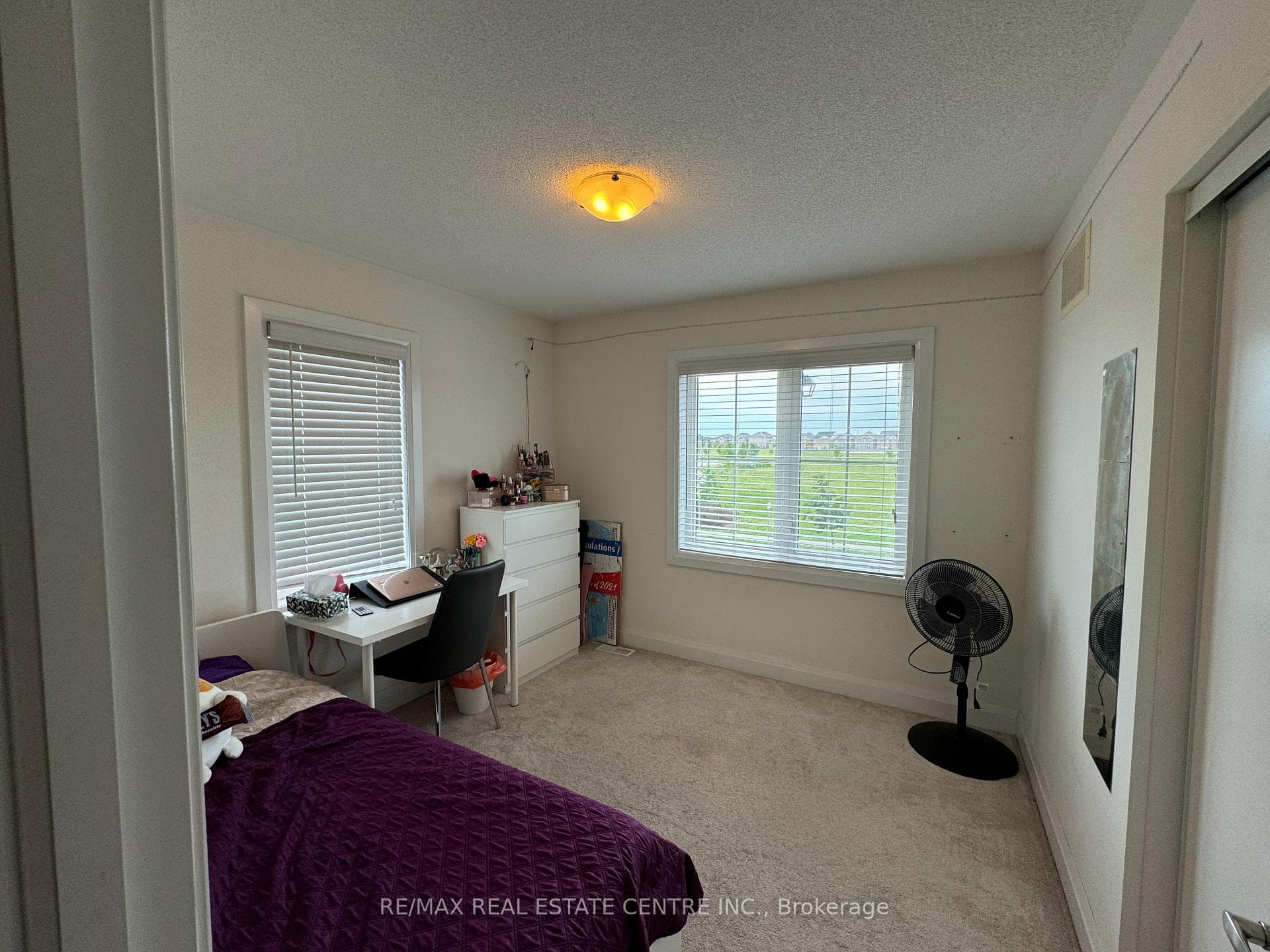 1359 Leger Way photo 27