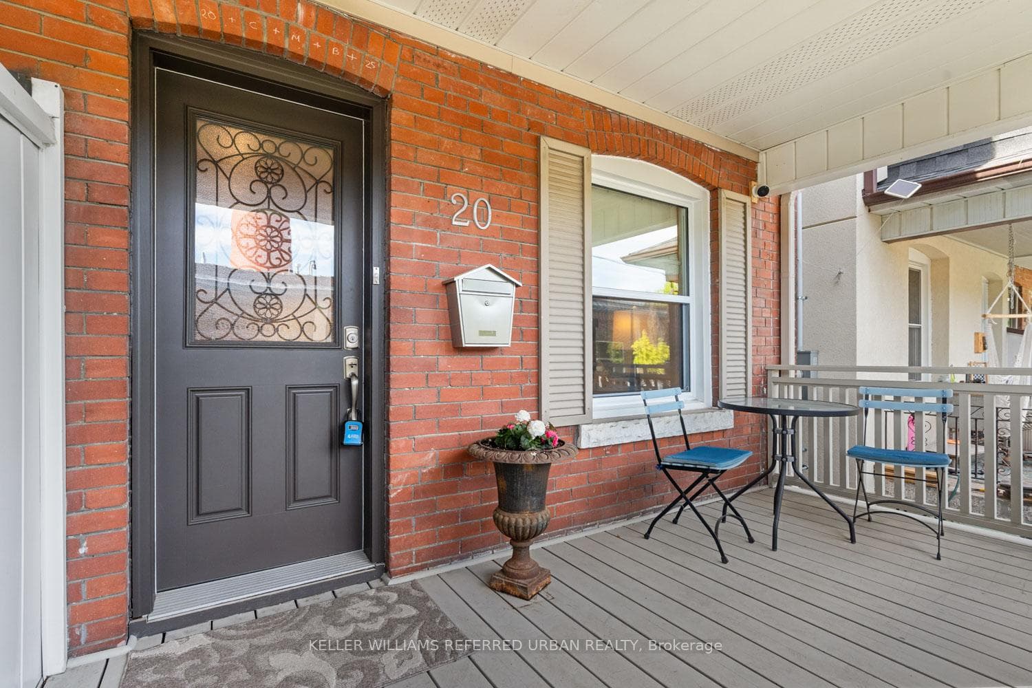 20 Benson Avenue photo 3