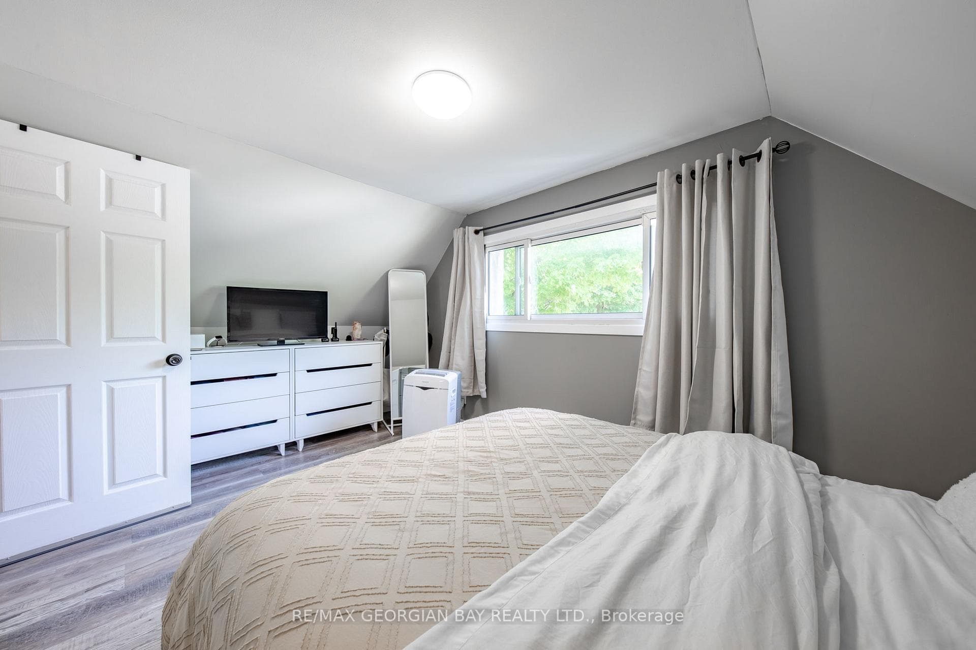 314 Bay Street photo 19