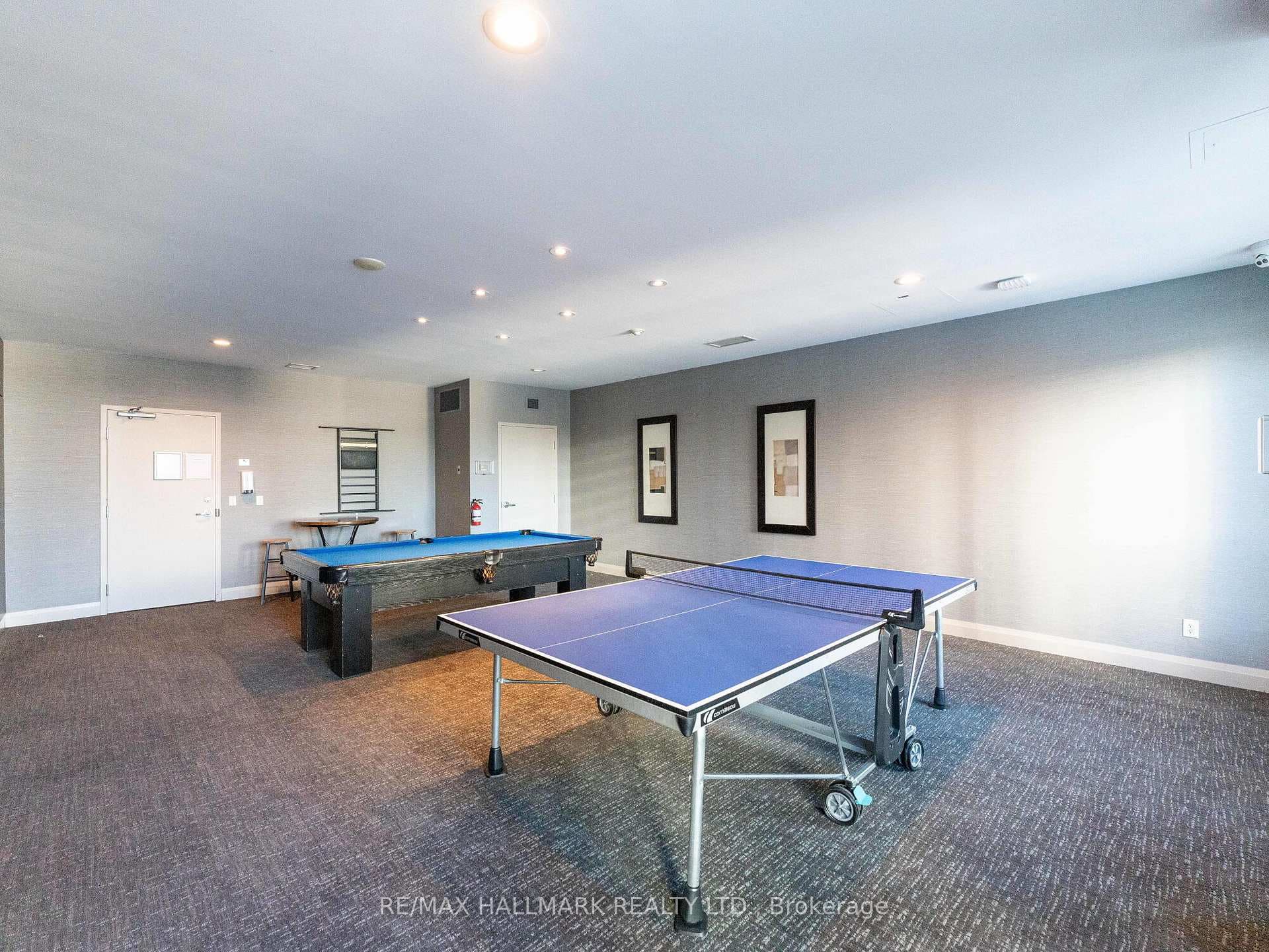17 Barberry Place Unit 702 photo 30