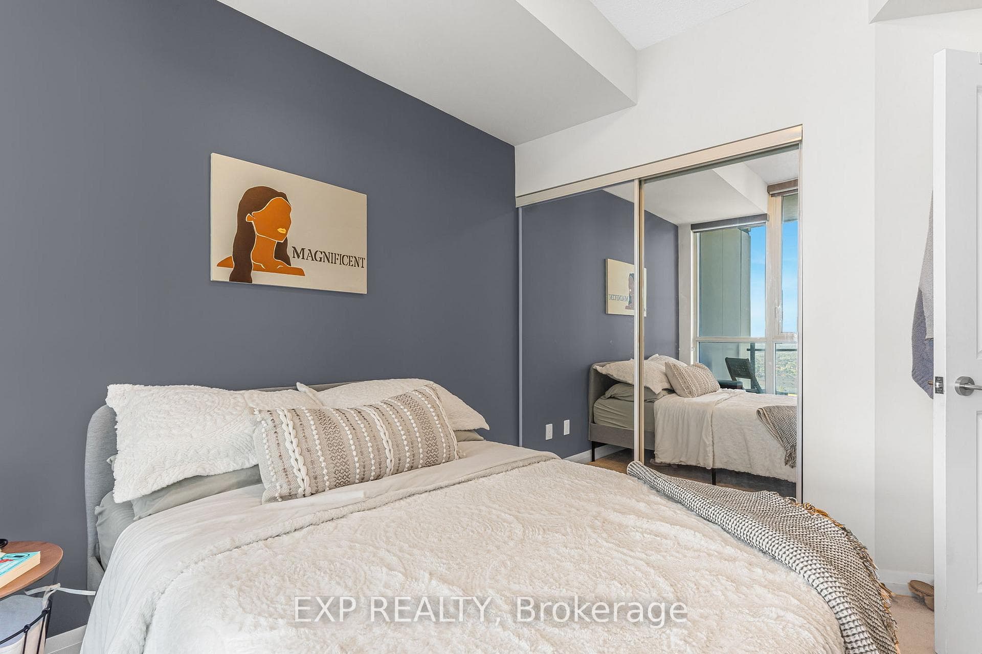 75 Eglinton Avenue Unit 1901 photo 14