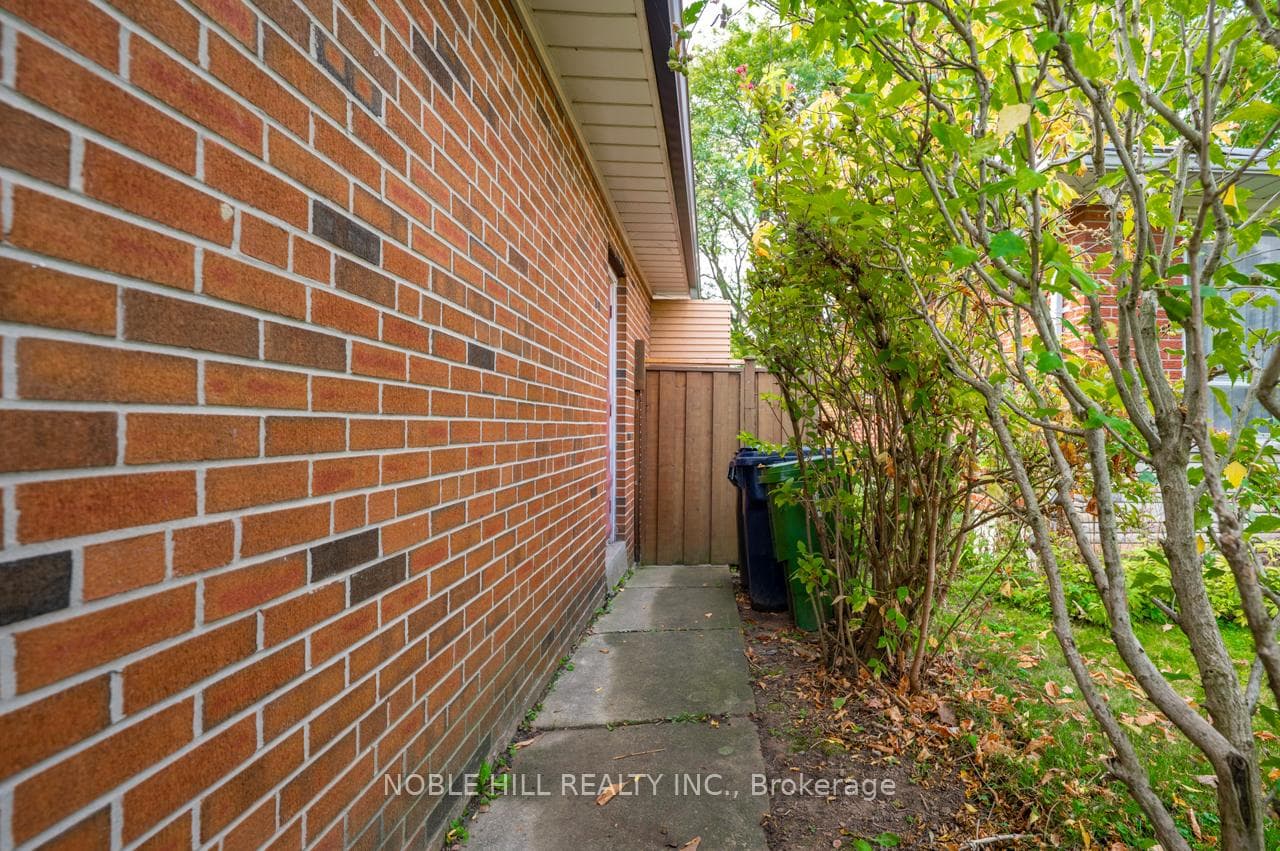 26 Canerouth Drive photo 36
