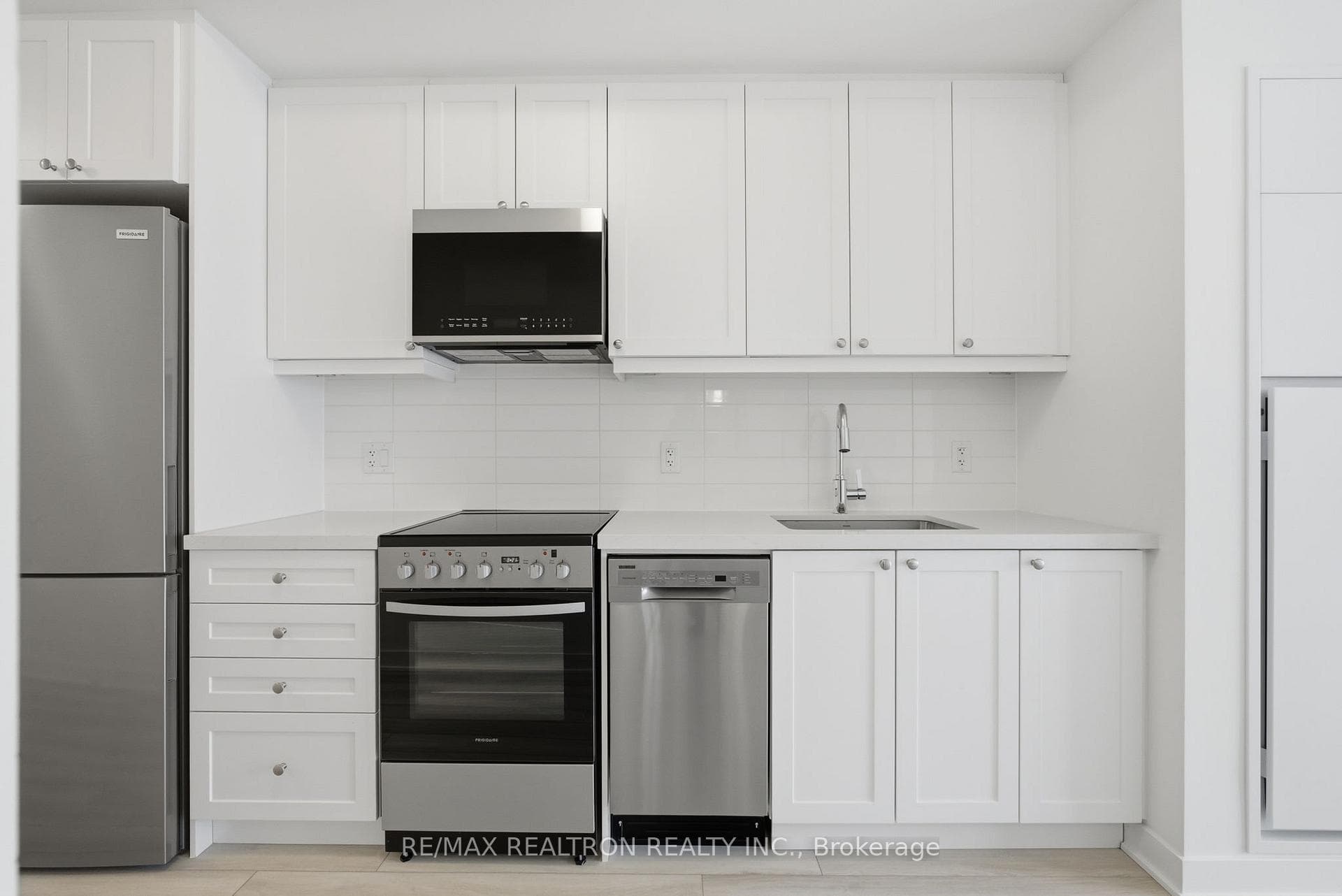 51 Clarington Boulevard Unit 203 photo 19