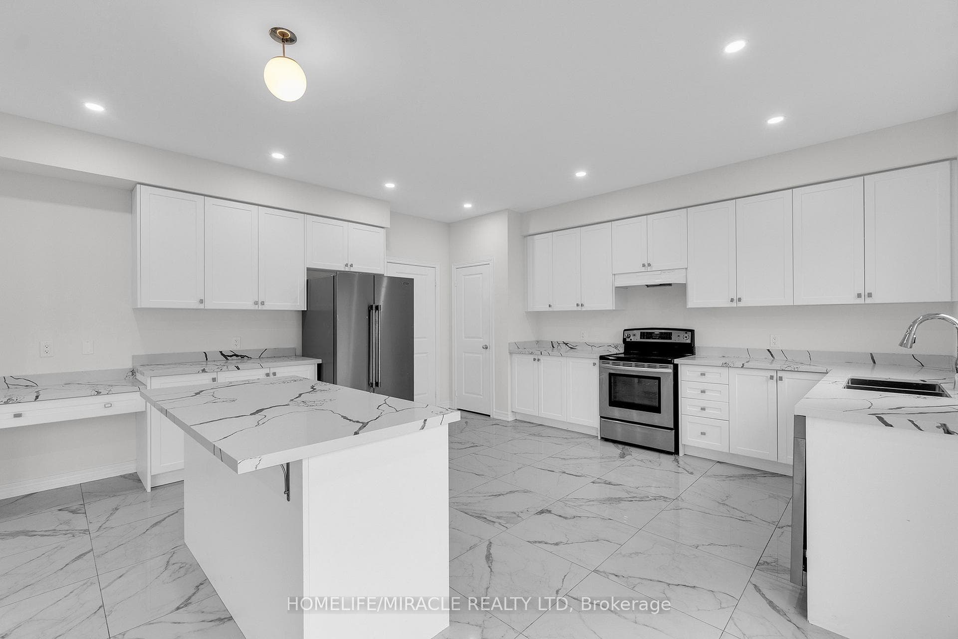 249 Chippewa Avenue photo 18