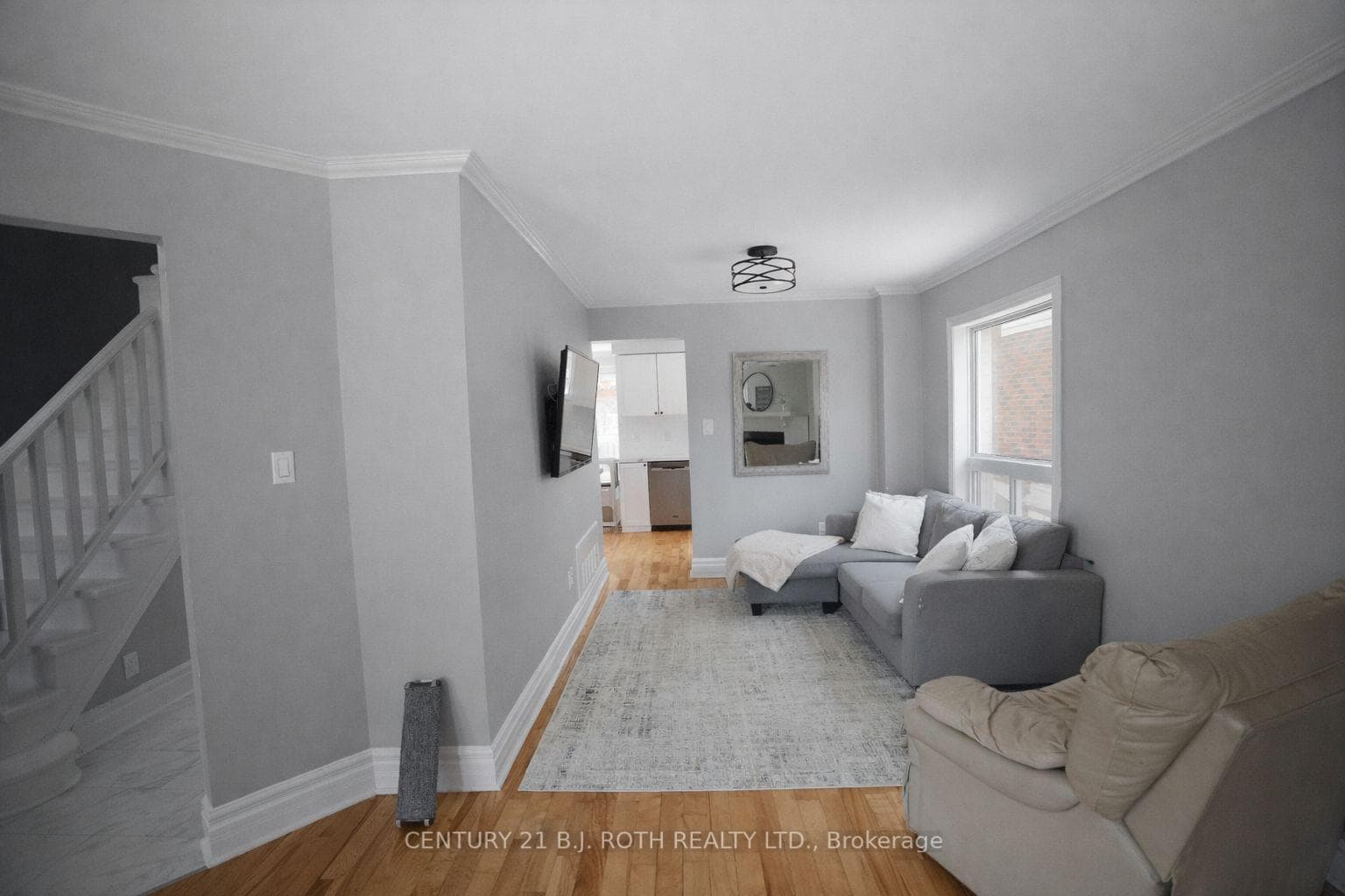 9 Laidlaw Drive photo 12