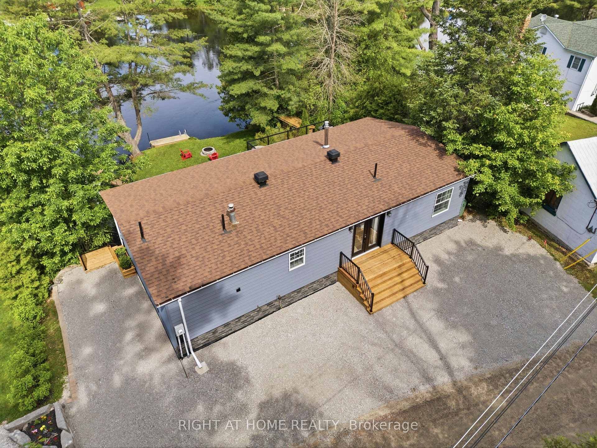 8168 Laidlaw Avenue photo 9