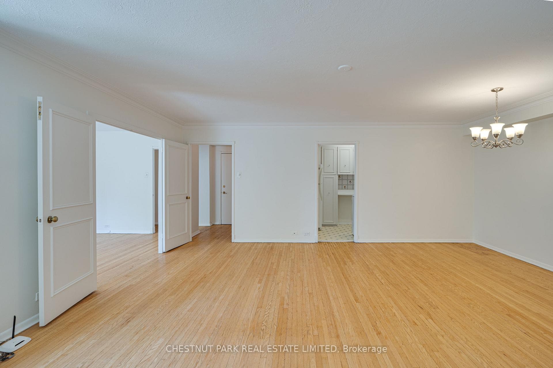 150 Farnham Avenue Unit 218 photo 8