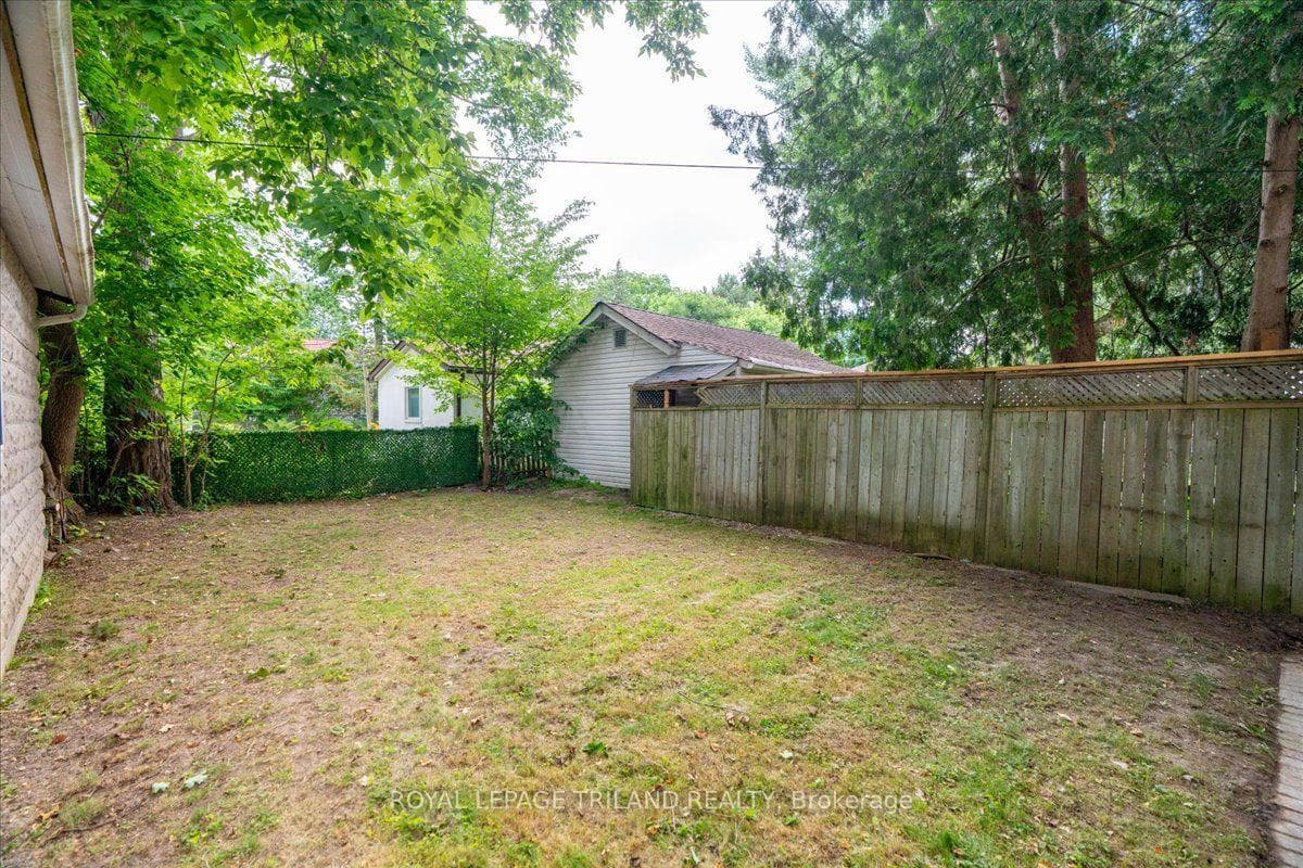 133 Wilson Avenue photo 26