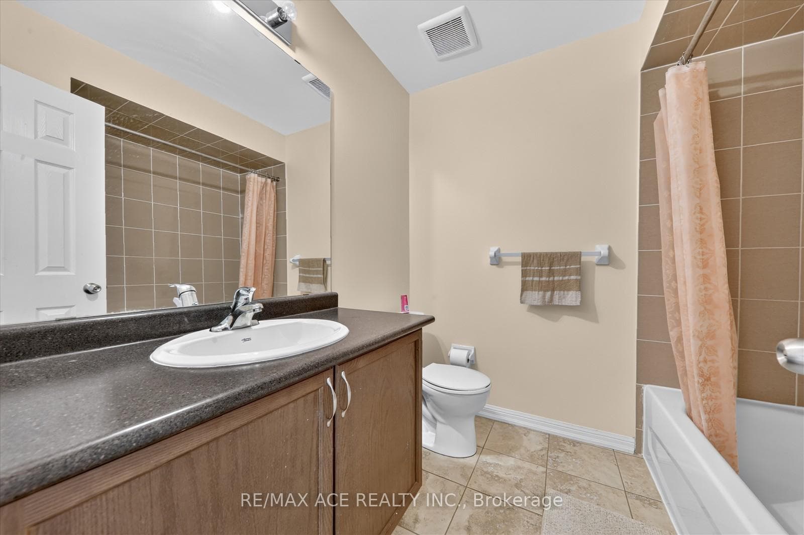 28 Hurst Drive photo 27