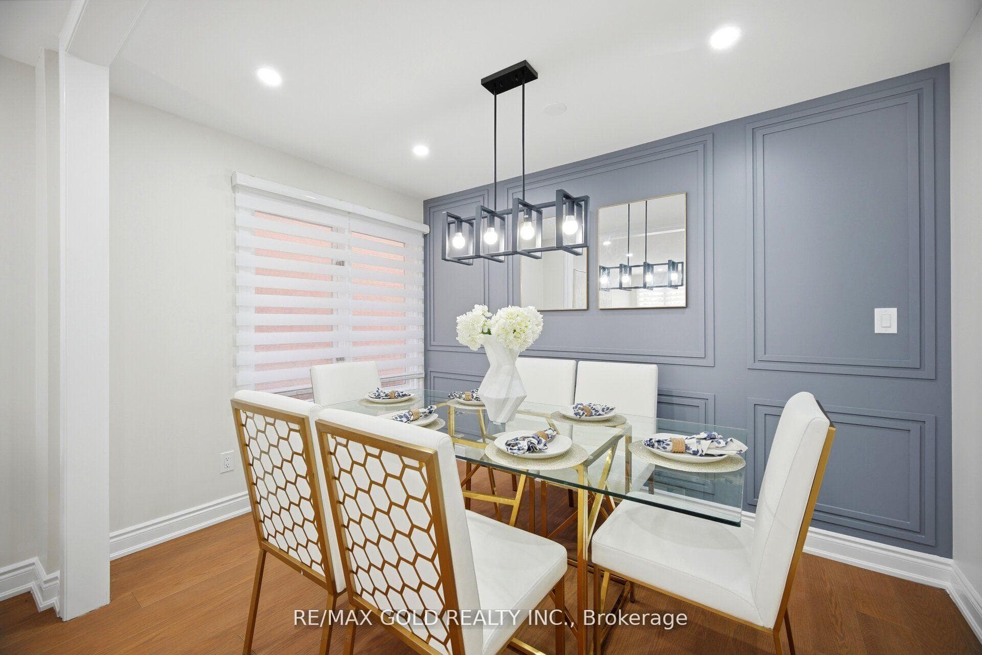 37 Lord Simcoe Drive photo 10