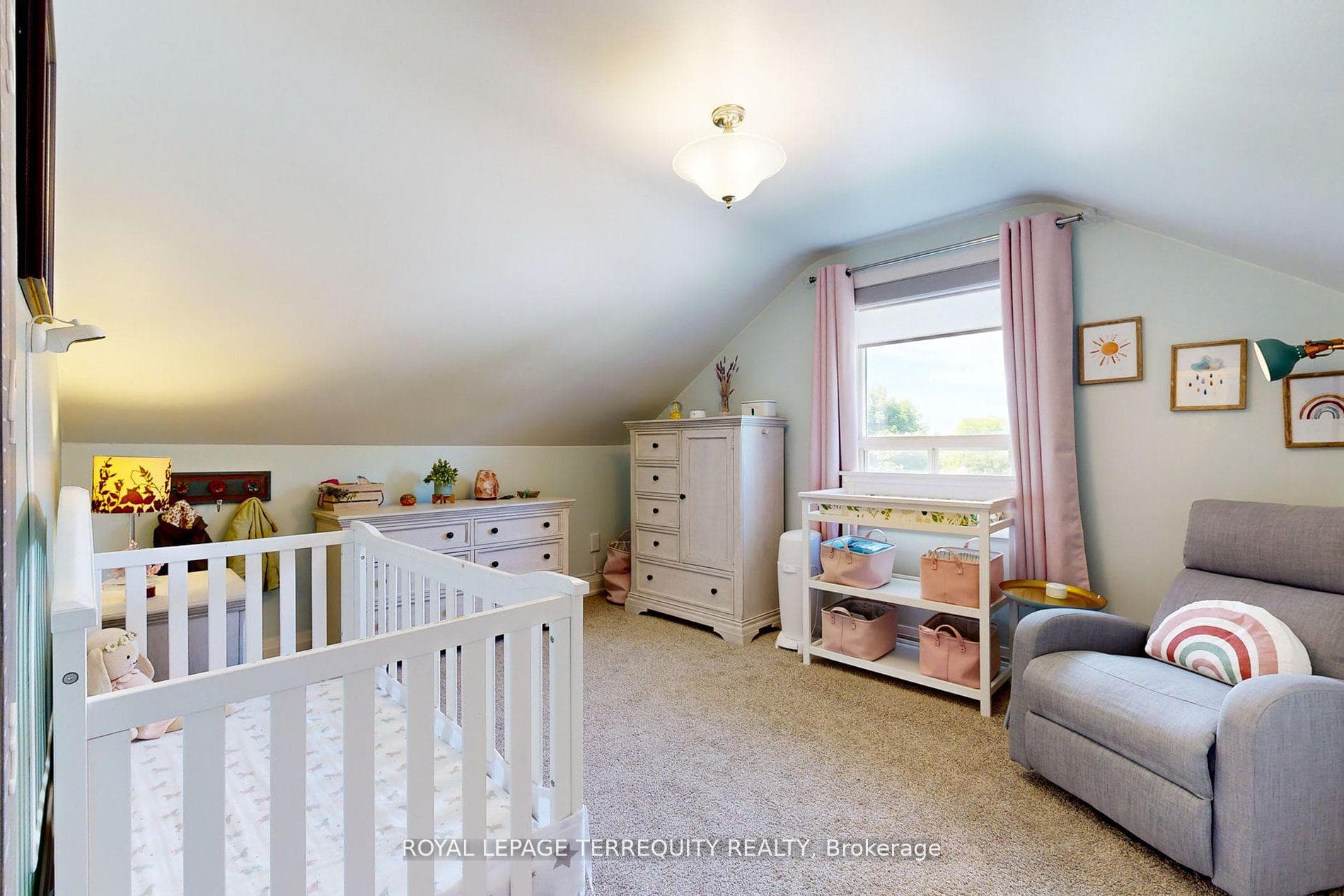 3970 Bloor Street photo 22