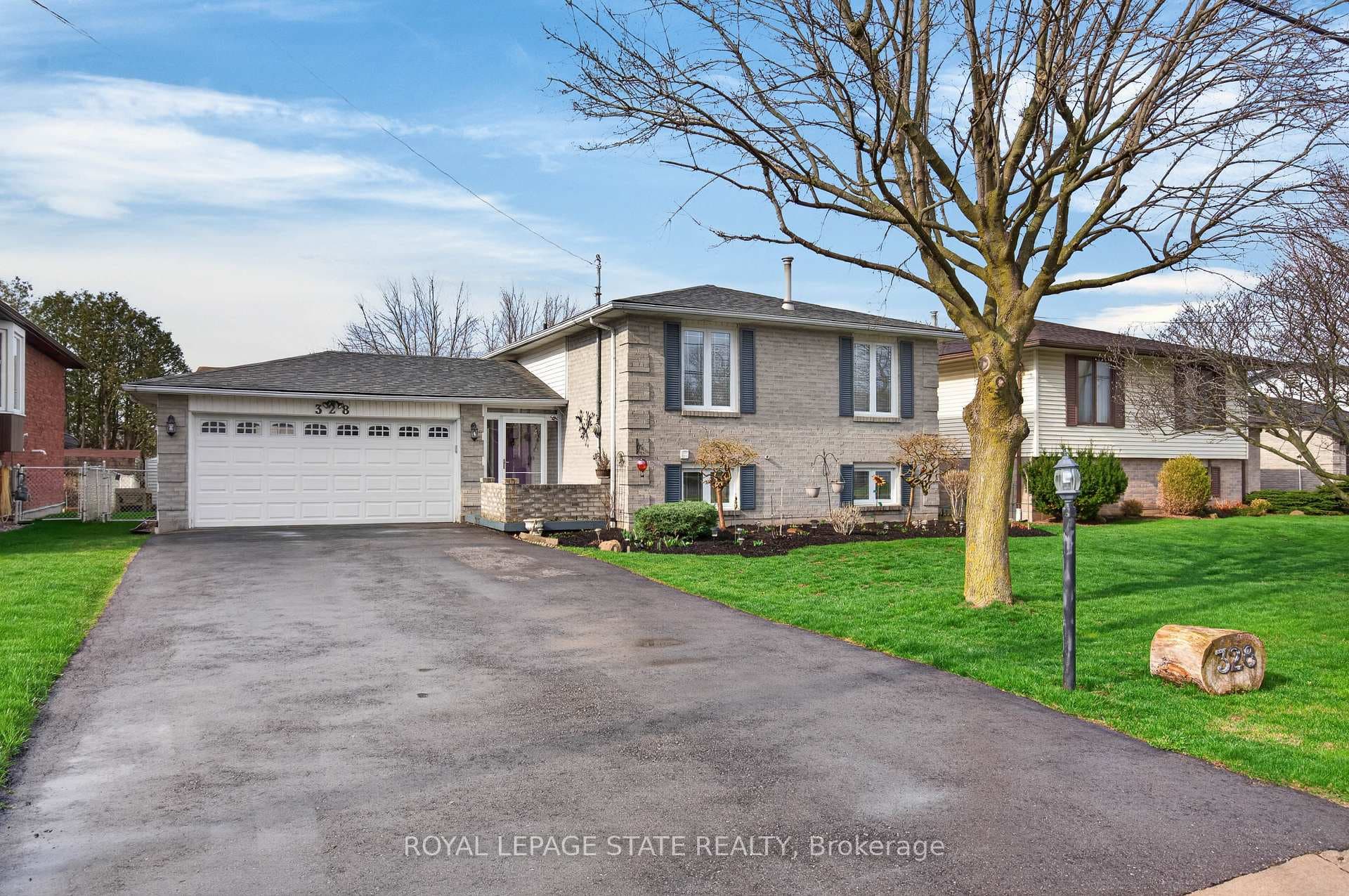 328 MacCrae Drive photo 1