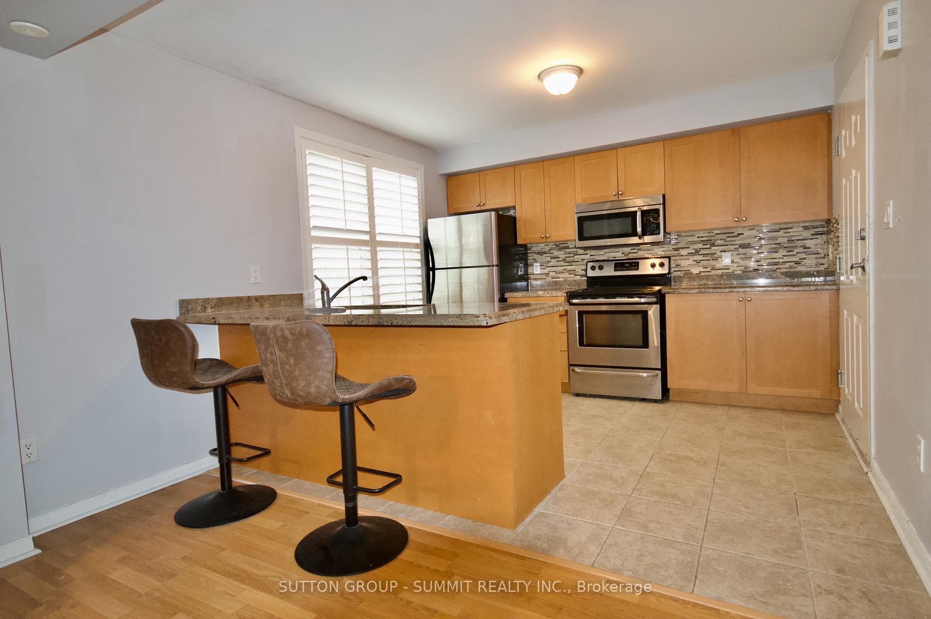 25 Strangford Lane Unit 201 photo 4
