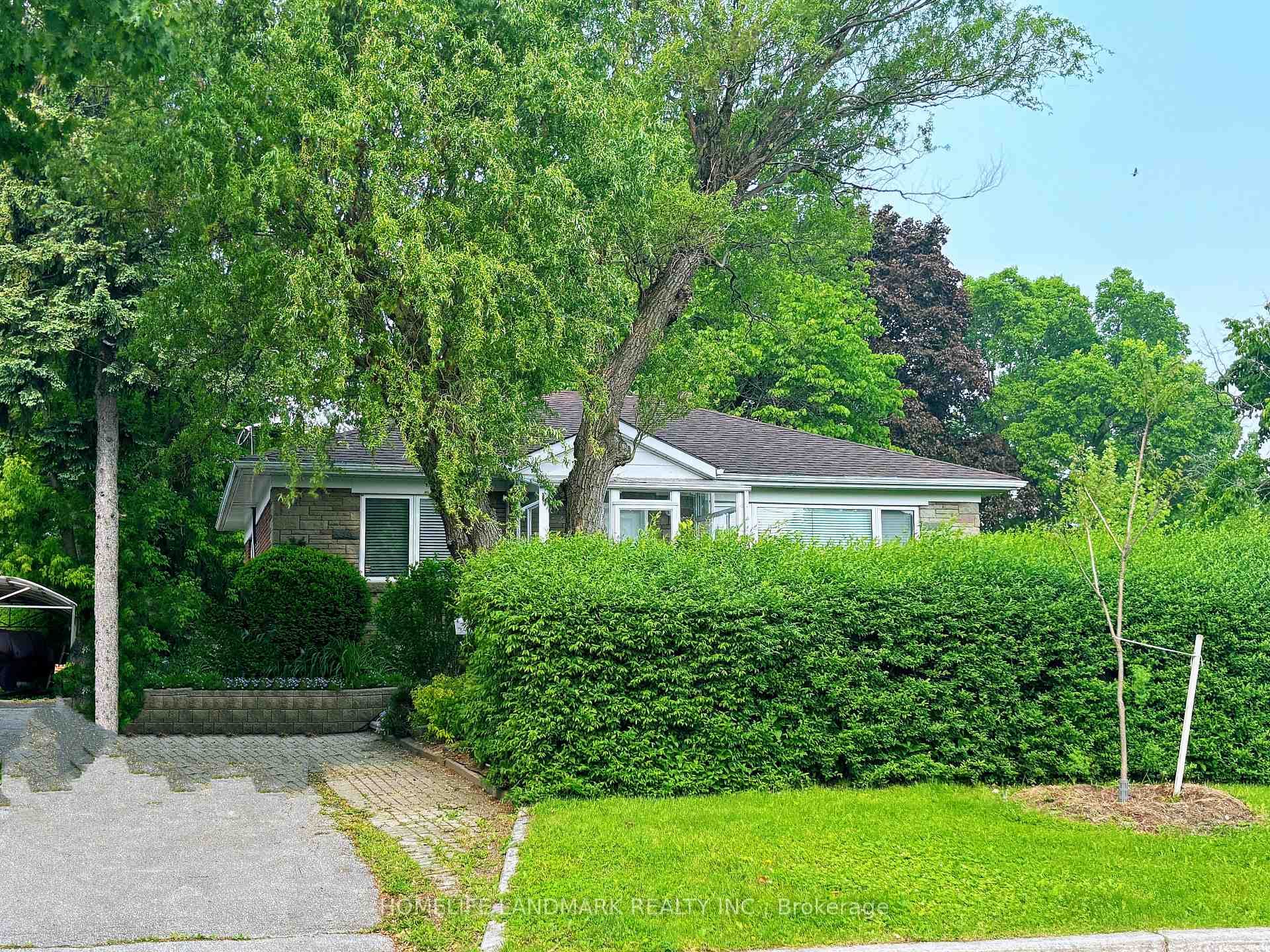32 Garden Park Avenue photo 1