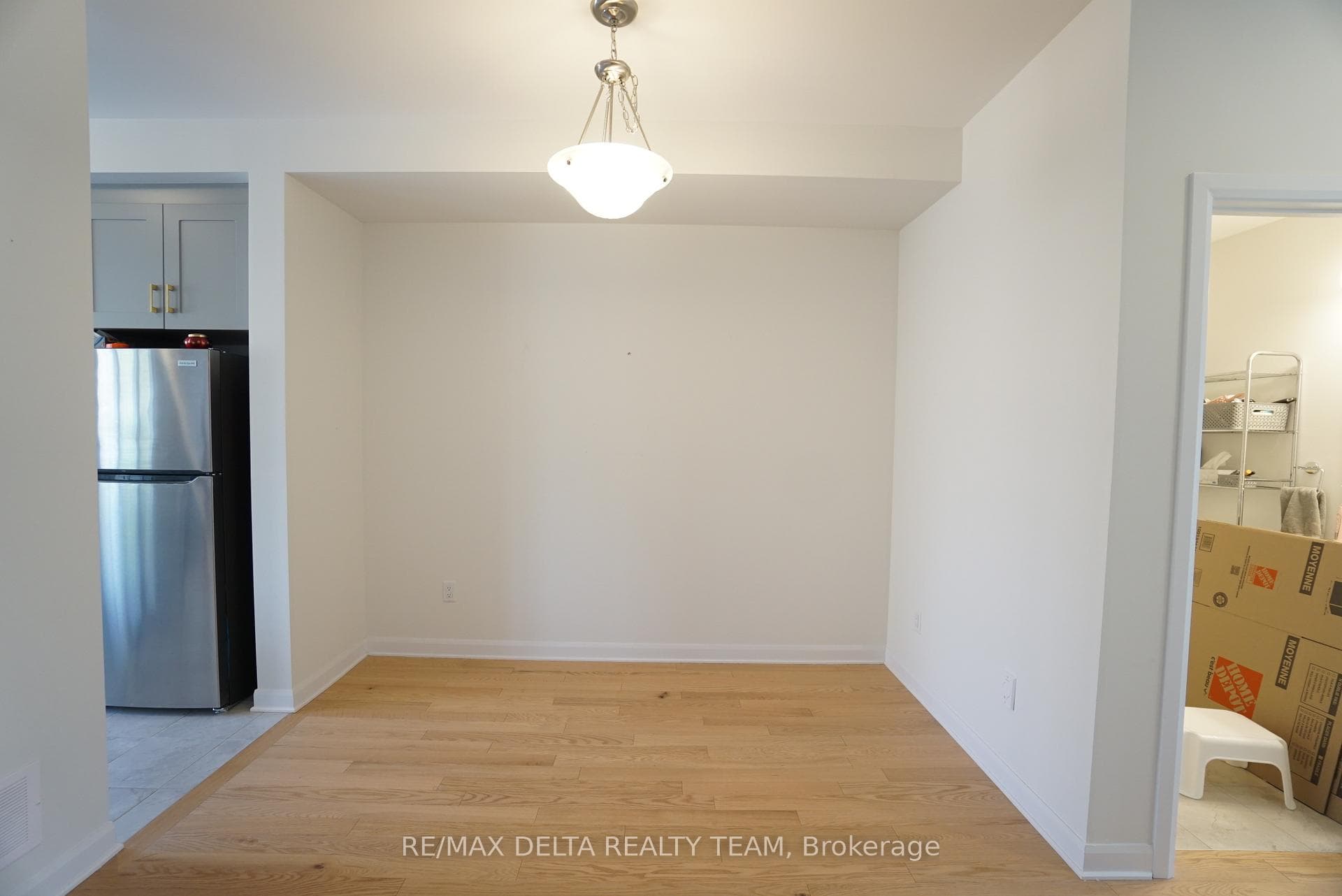 351 Establish Avenue photo 5