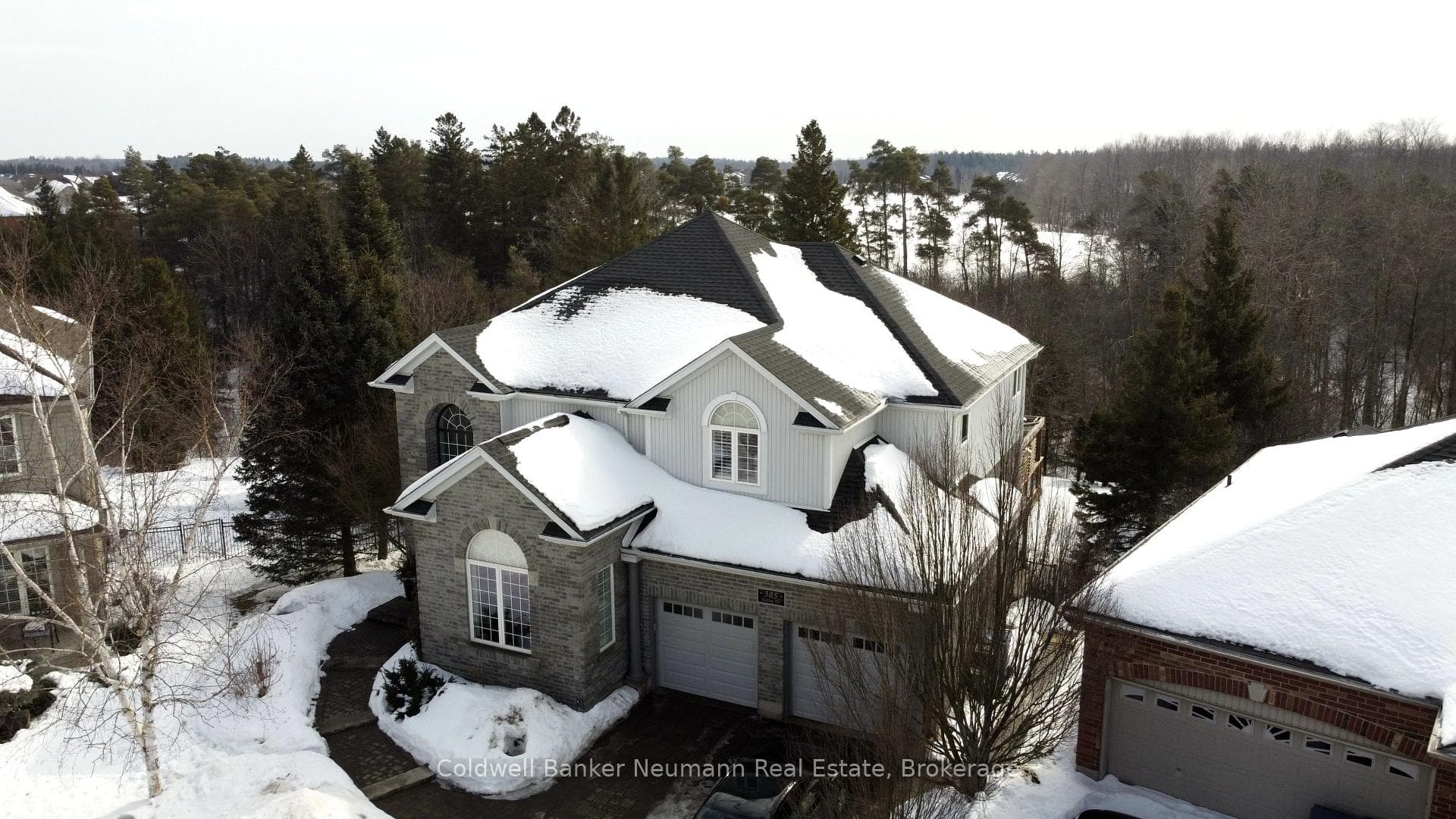 305 Farley Drive photo 2