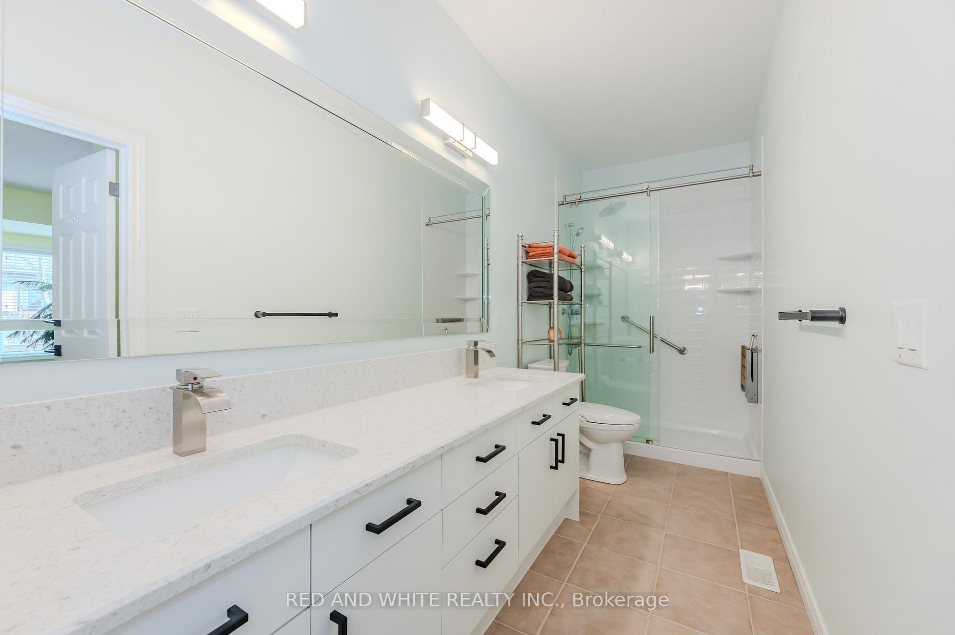 30 Livingston Boulevard Unit 17 photo 25