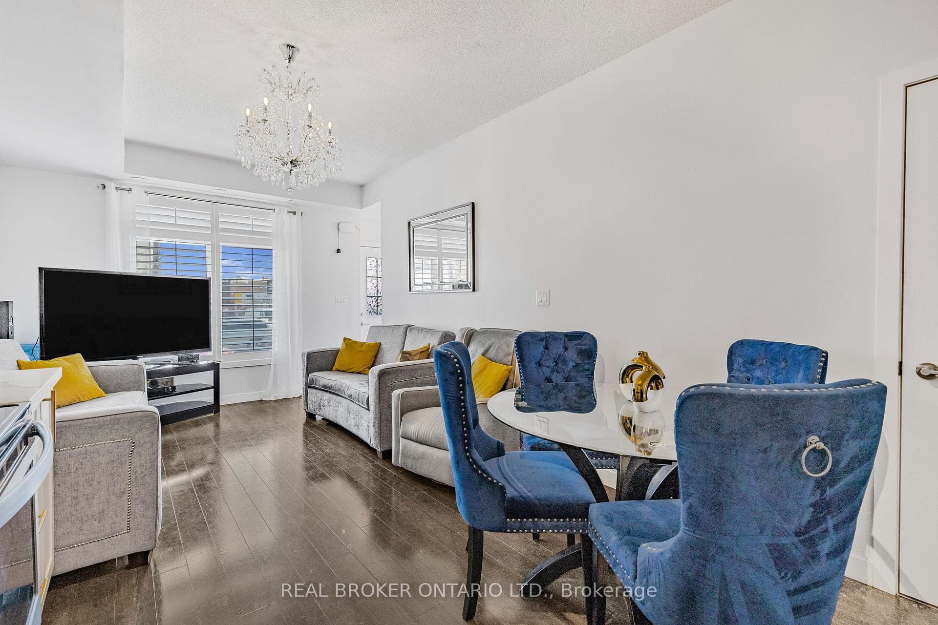 630 Rogers Road Unit 21 photo 13